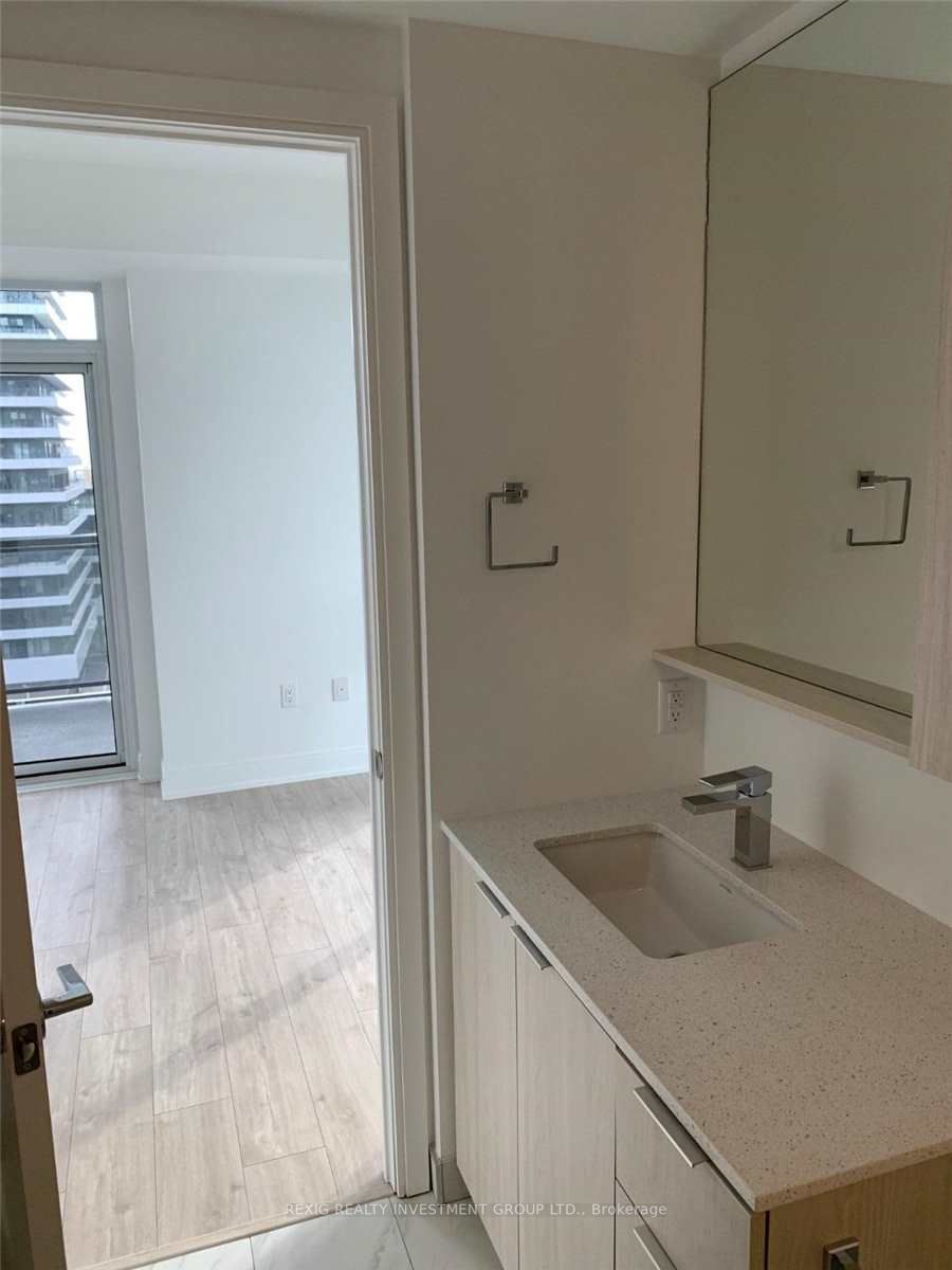 65 Annie Craig Dr, #803