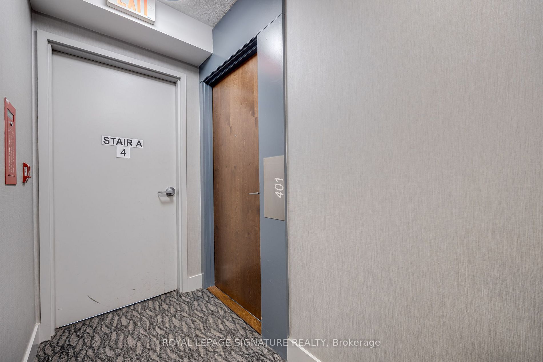 2220 Lake Shore Blvd W, #401