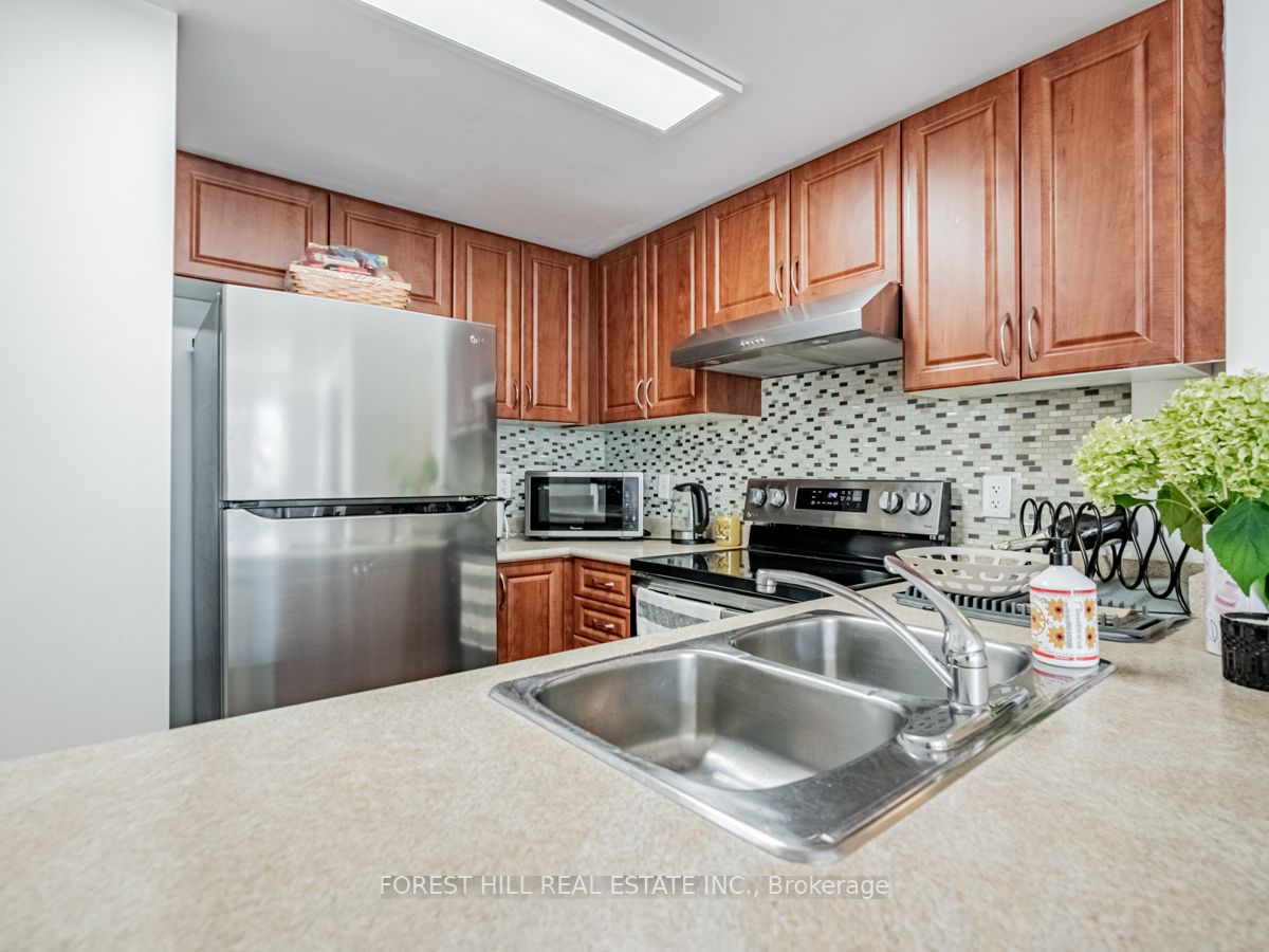 3047 Finch Ave W, #2063