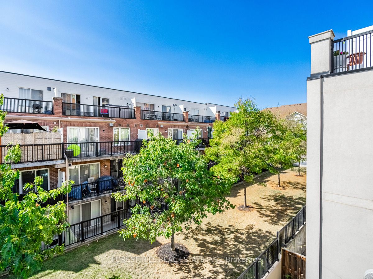 3047 Finch Ave W, #2063