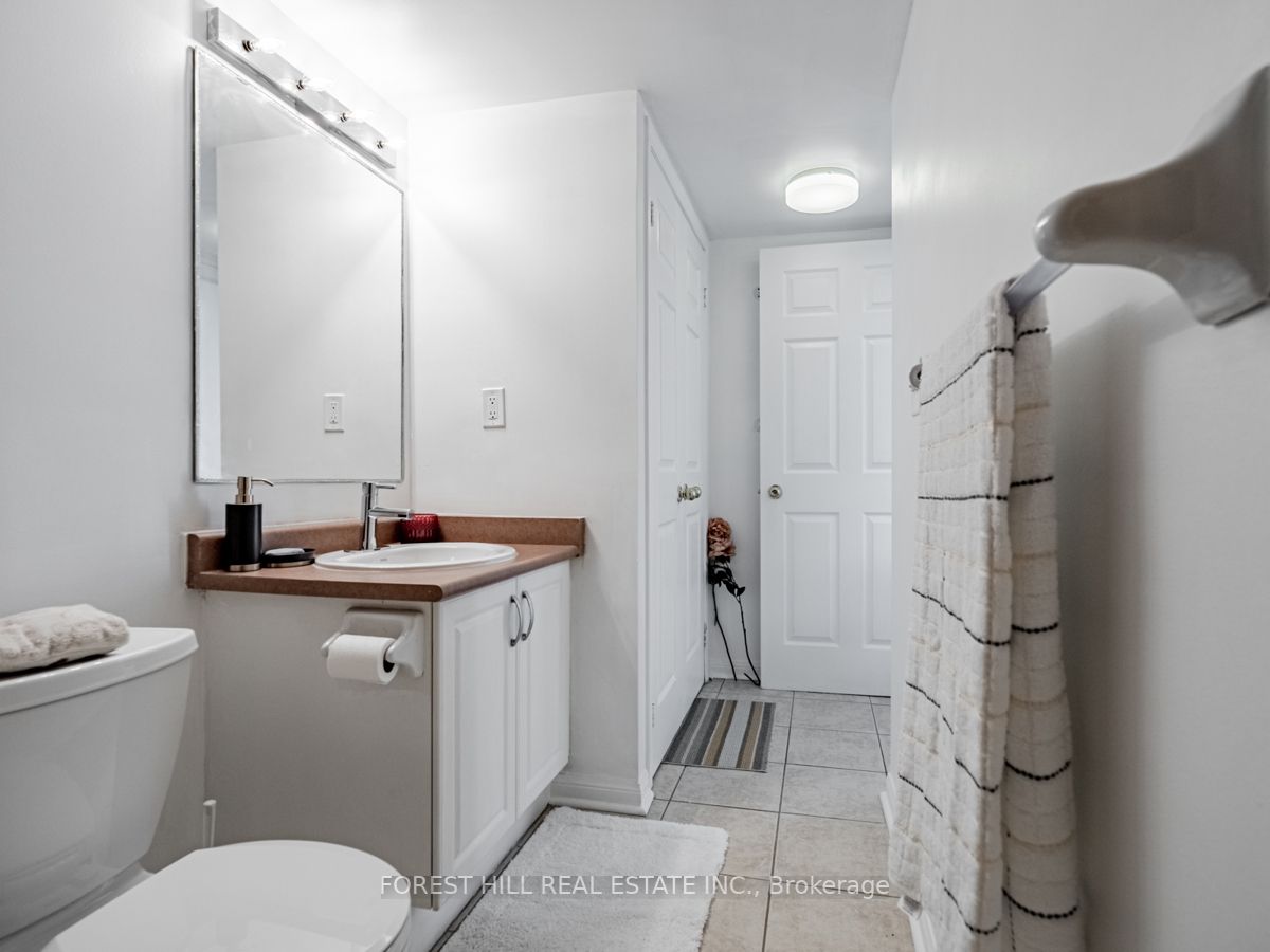 3047 Finch Ave W, #2063