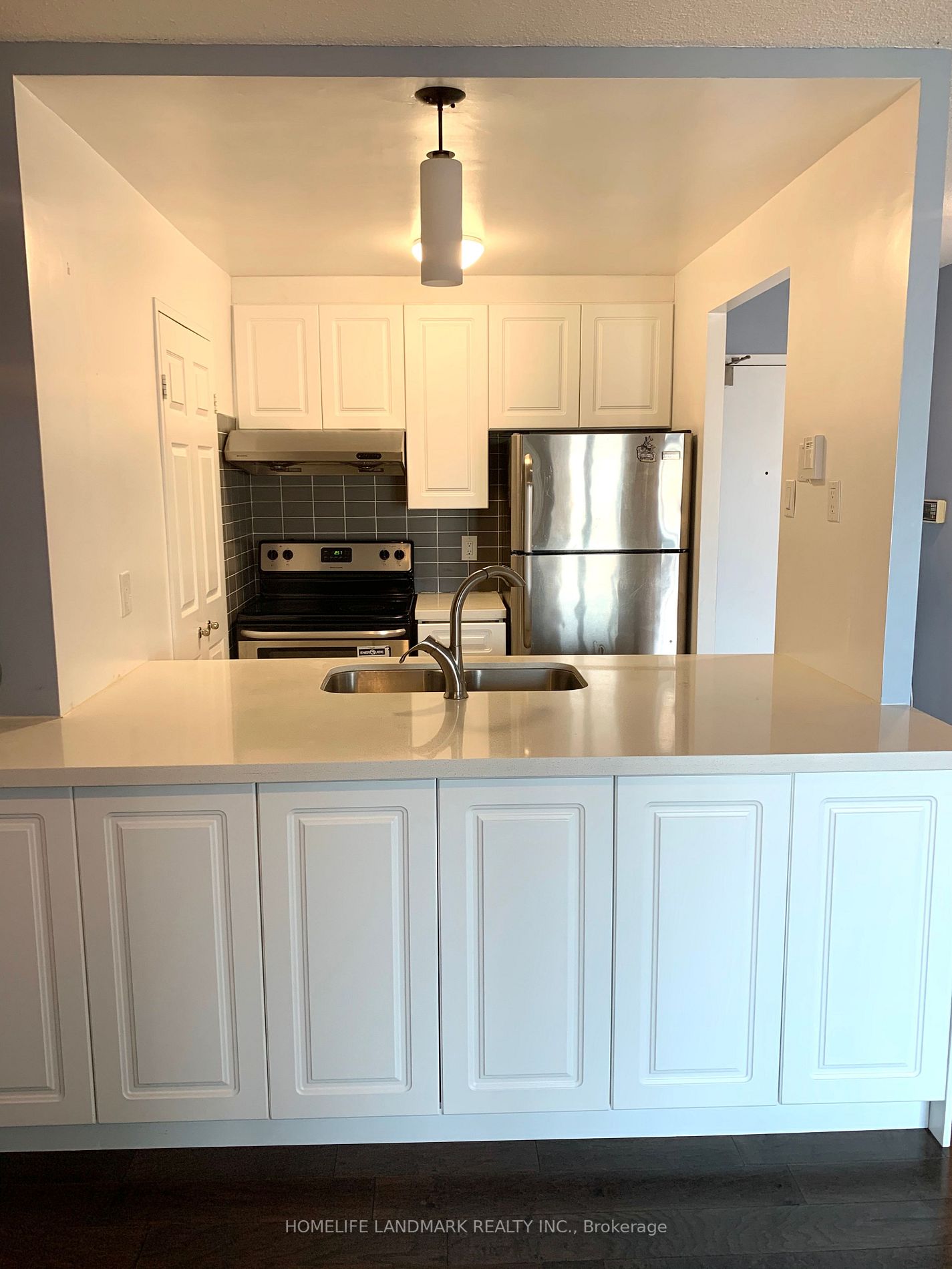 265 Enfield Pl, #2001