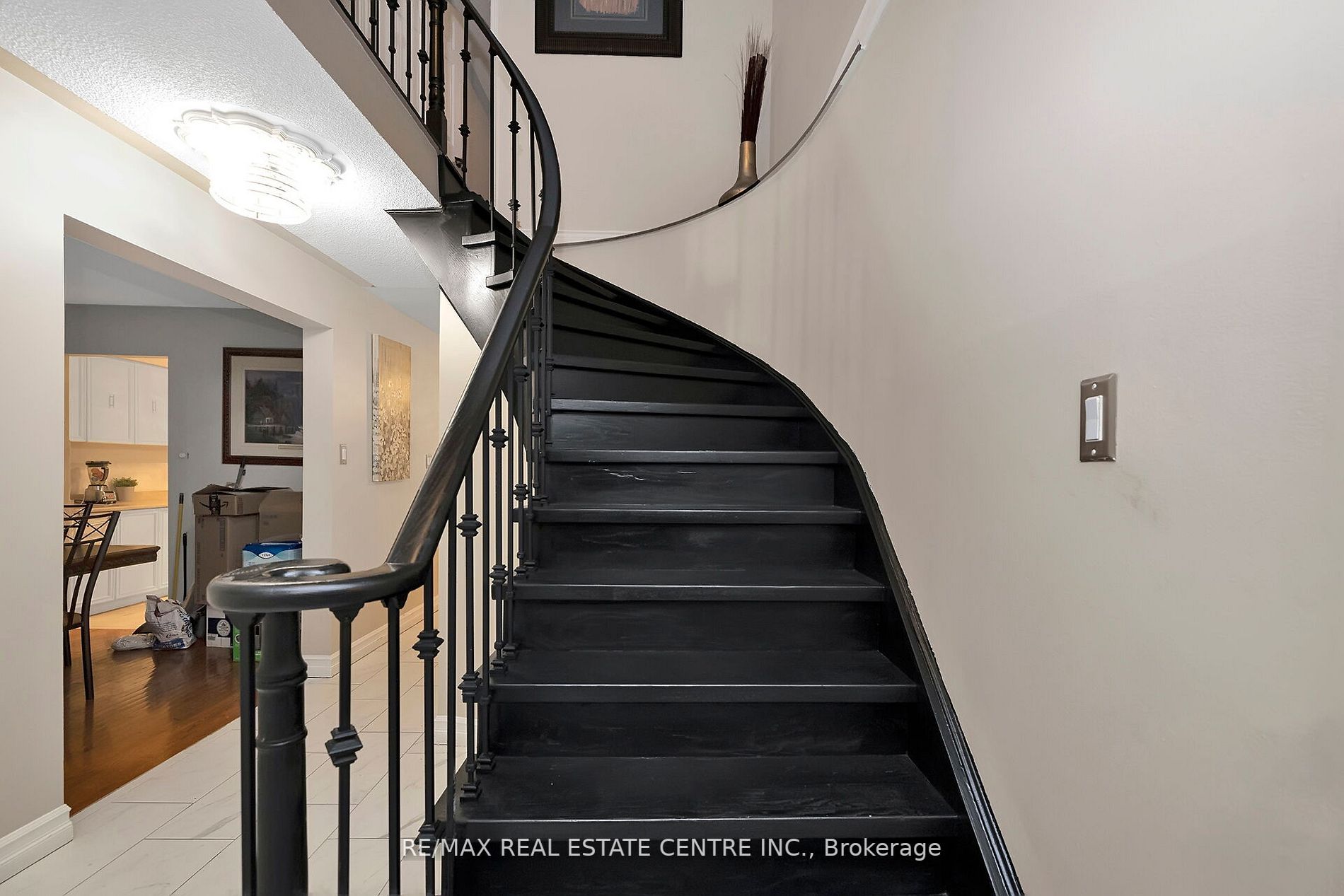 23 Kirk Dr