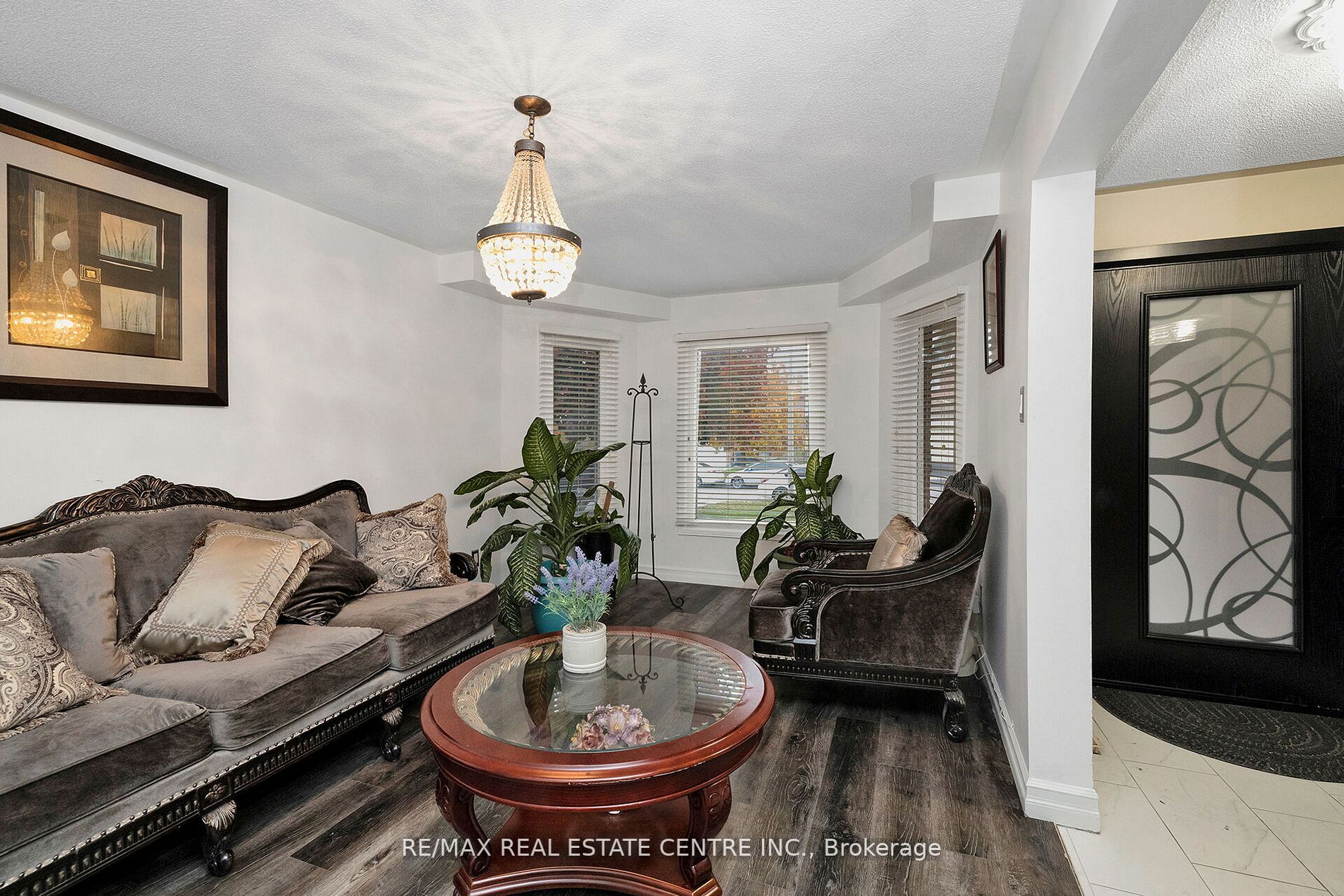 23 Kirk Dr