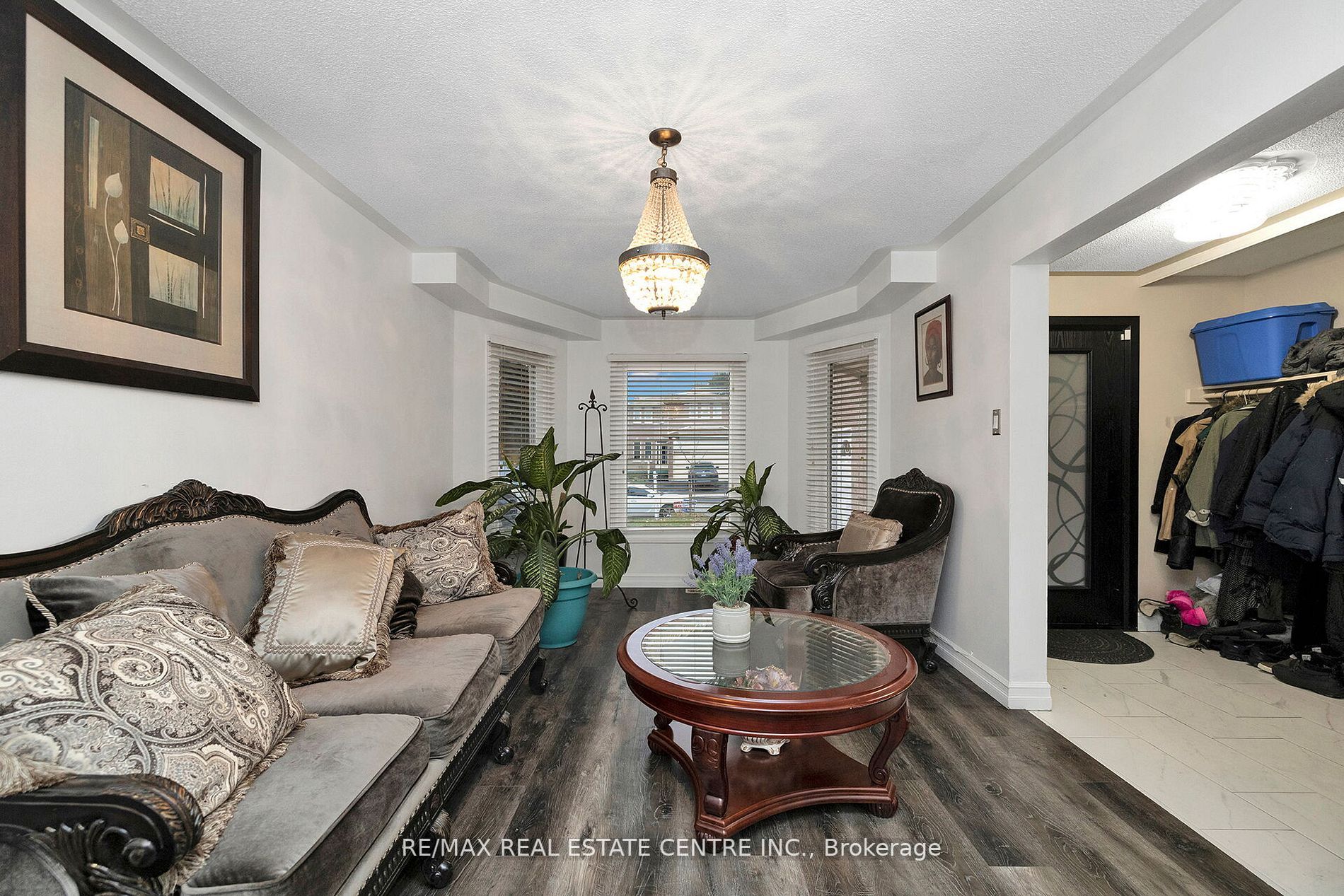 23 Kirk Dr
