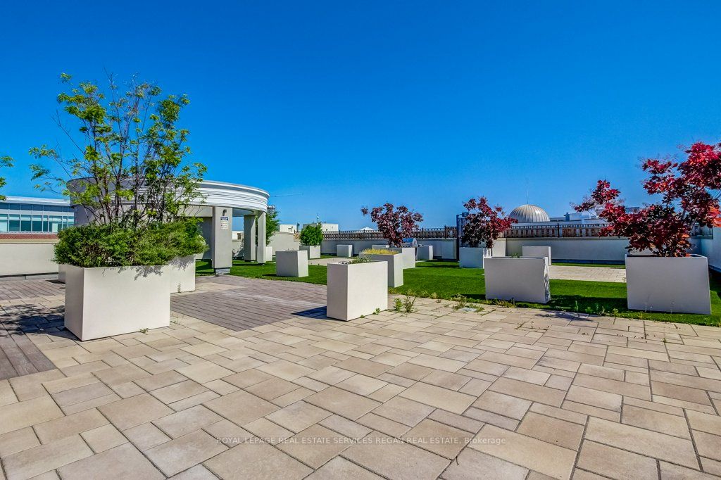 216 Oak Park Blvd, #235