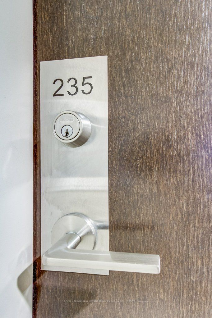 216 Oak Park Blvd, #235