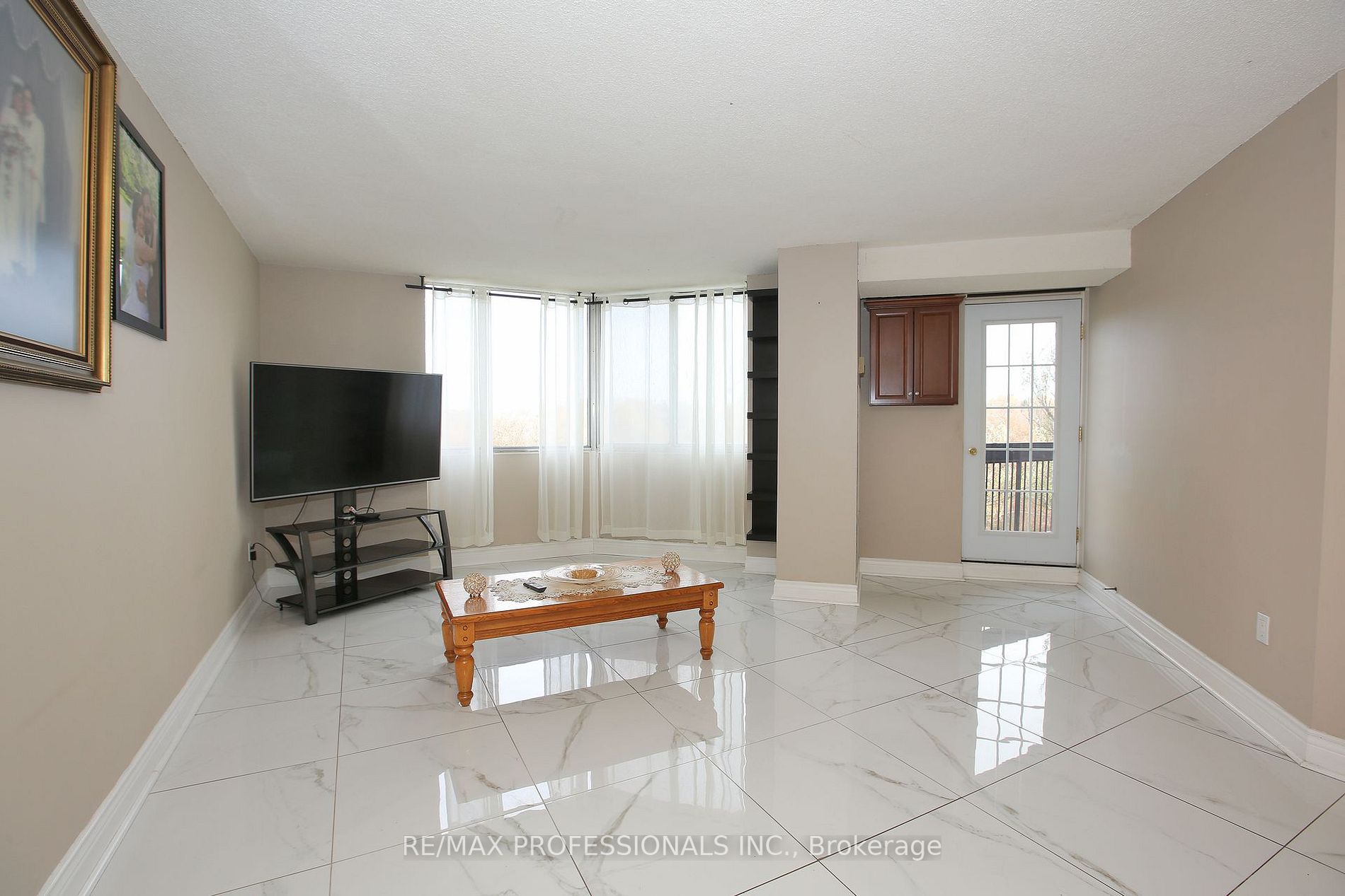 236 Albion Rd, #211
