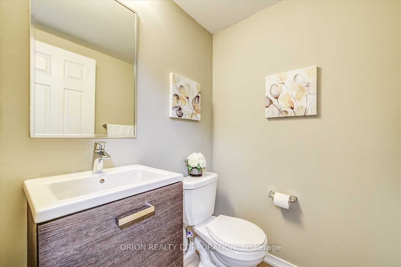 56 Golden Springs Dr