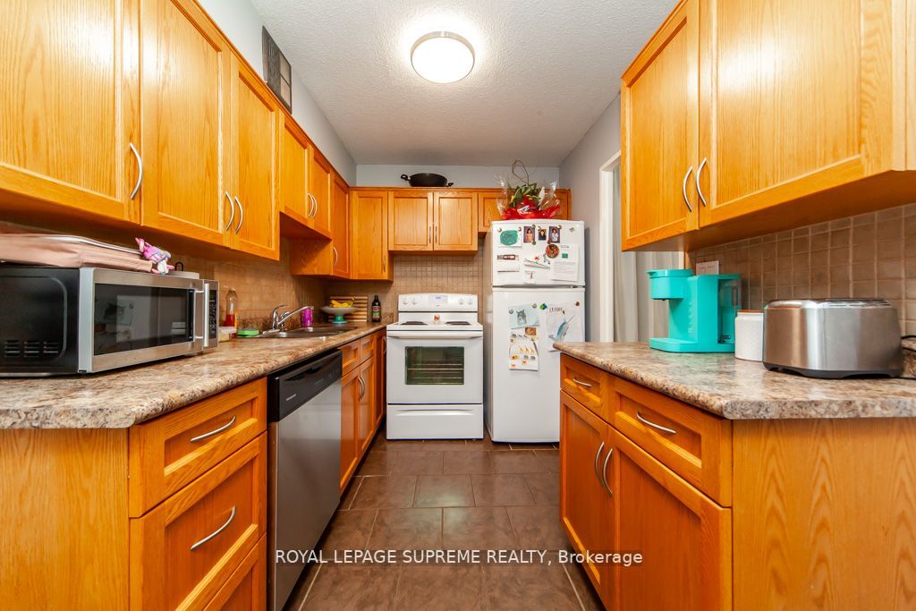 270 Scarlett Rd, #105