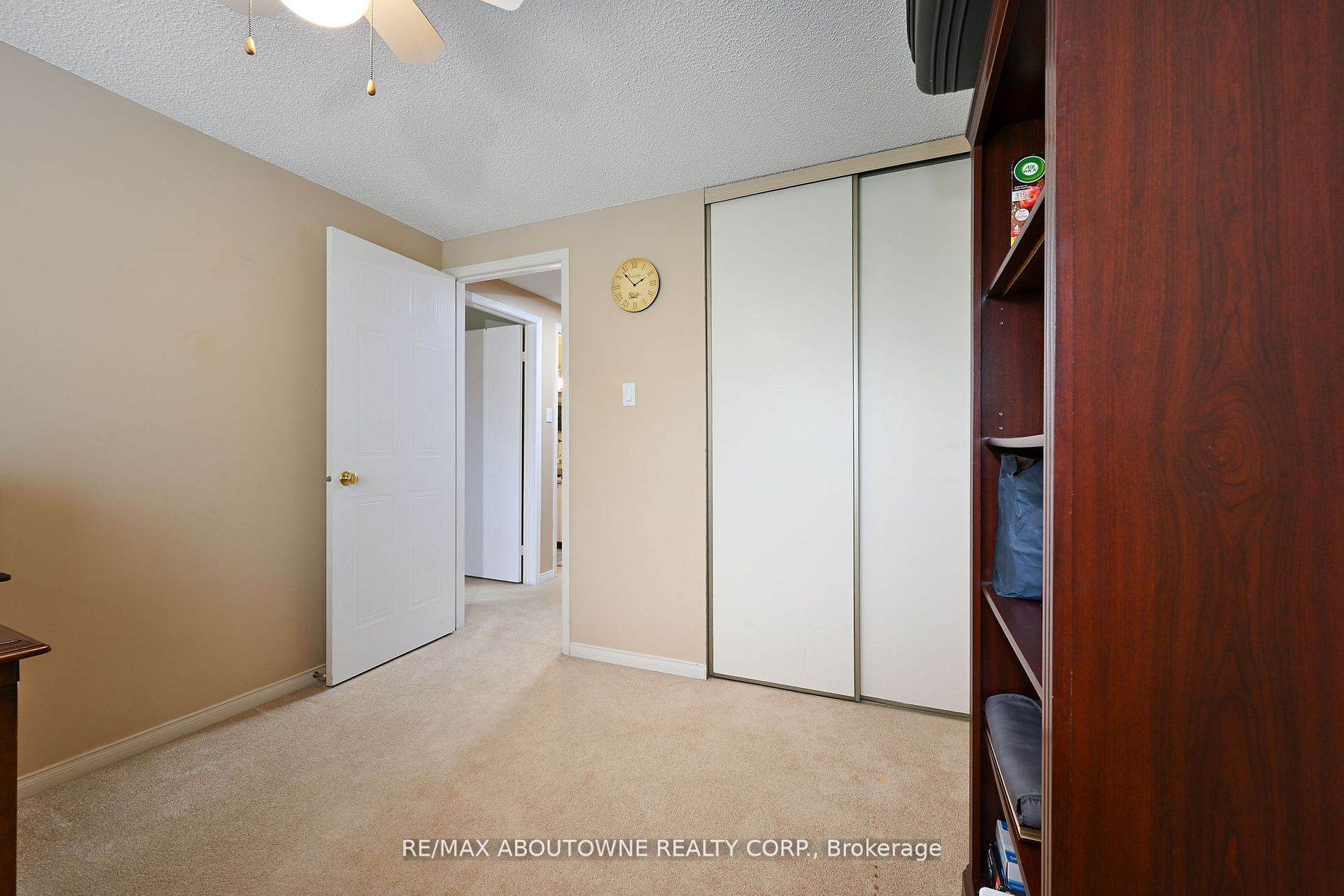 2272 Mowat Ave, #37