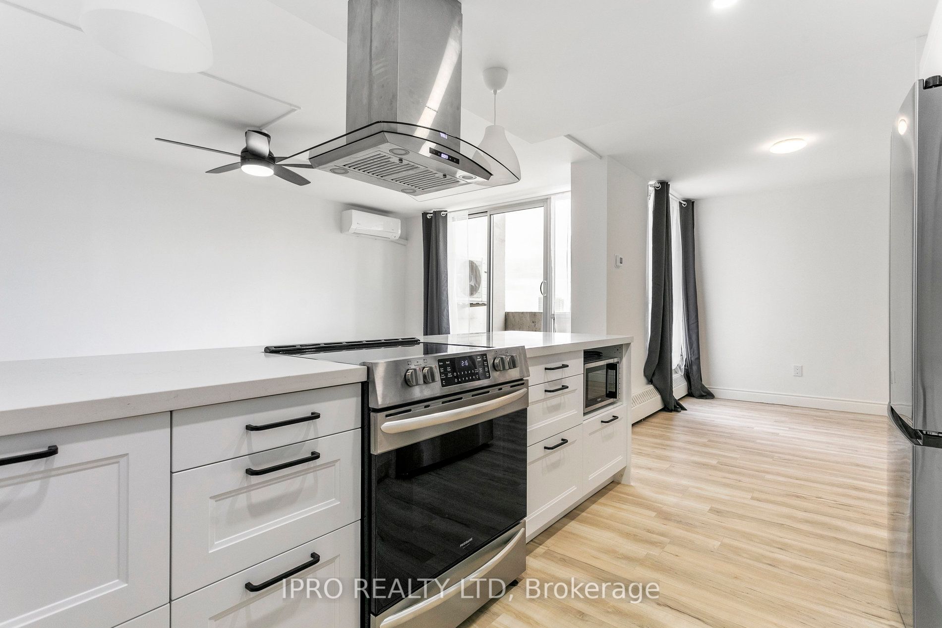 60 Southport St, #818