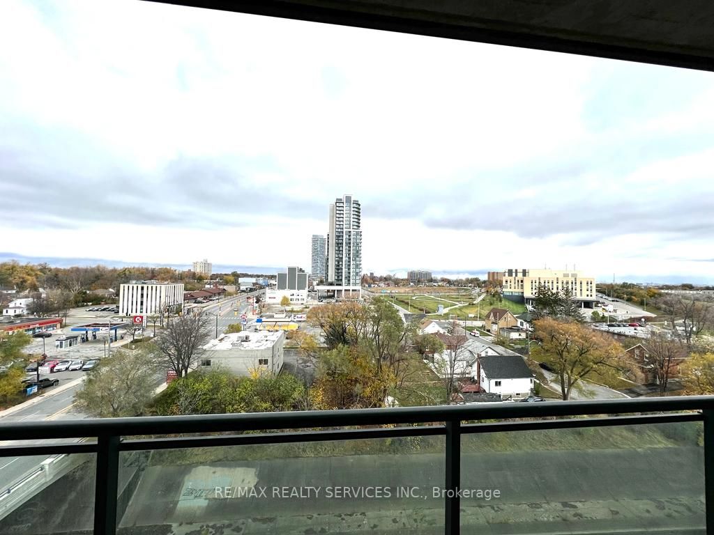 100 John St, #709