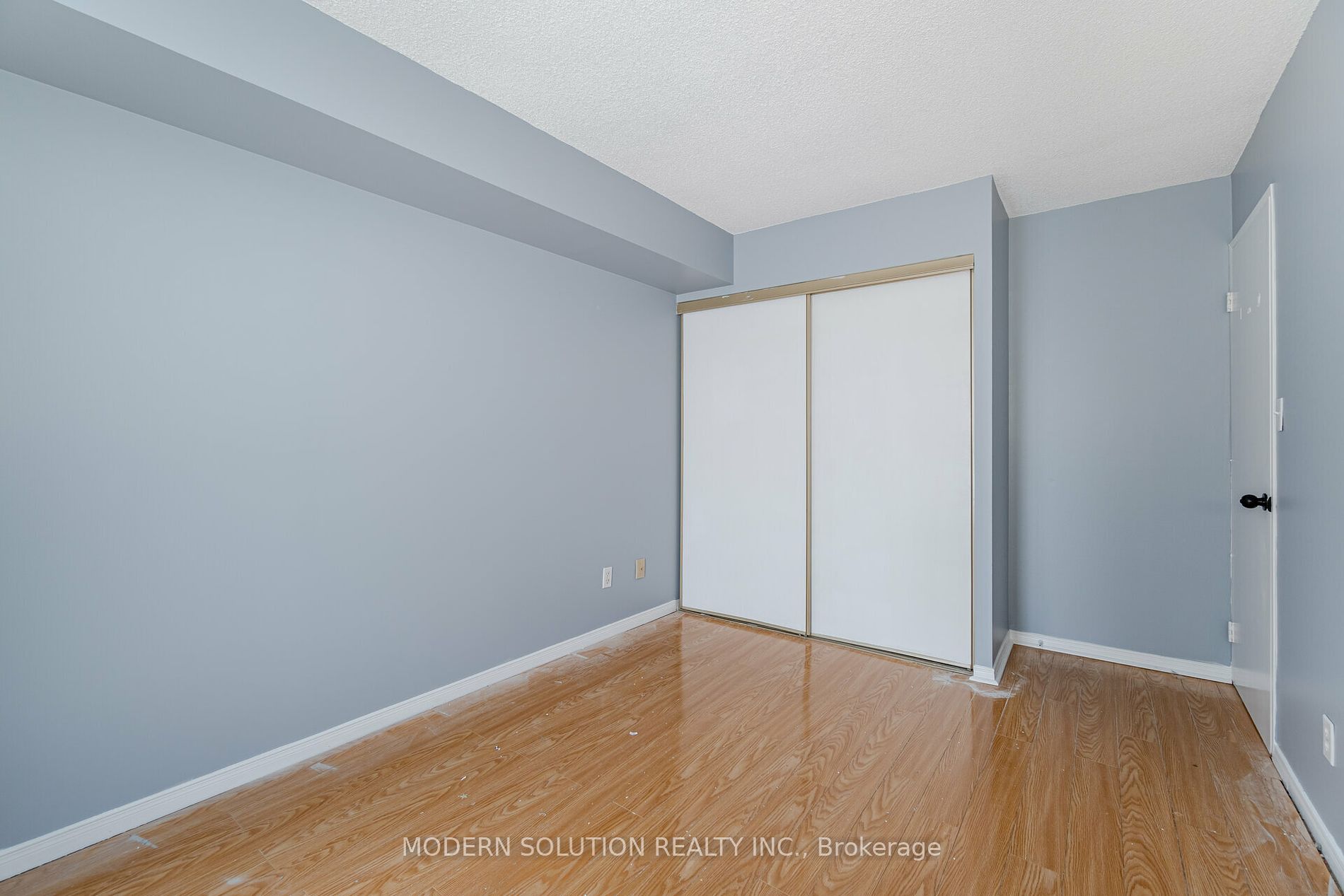 145 Hillcrest Ave, #1516