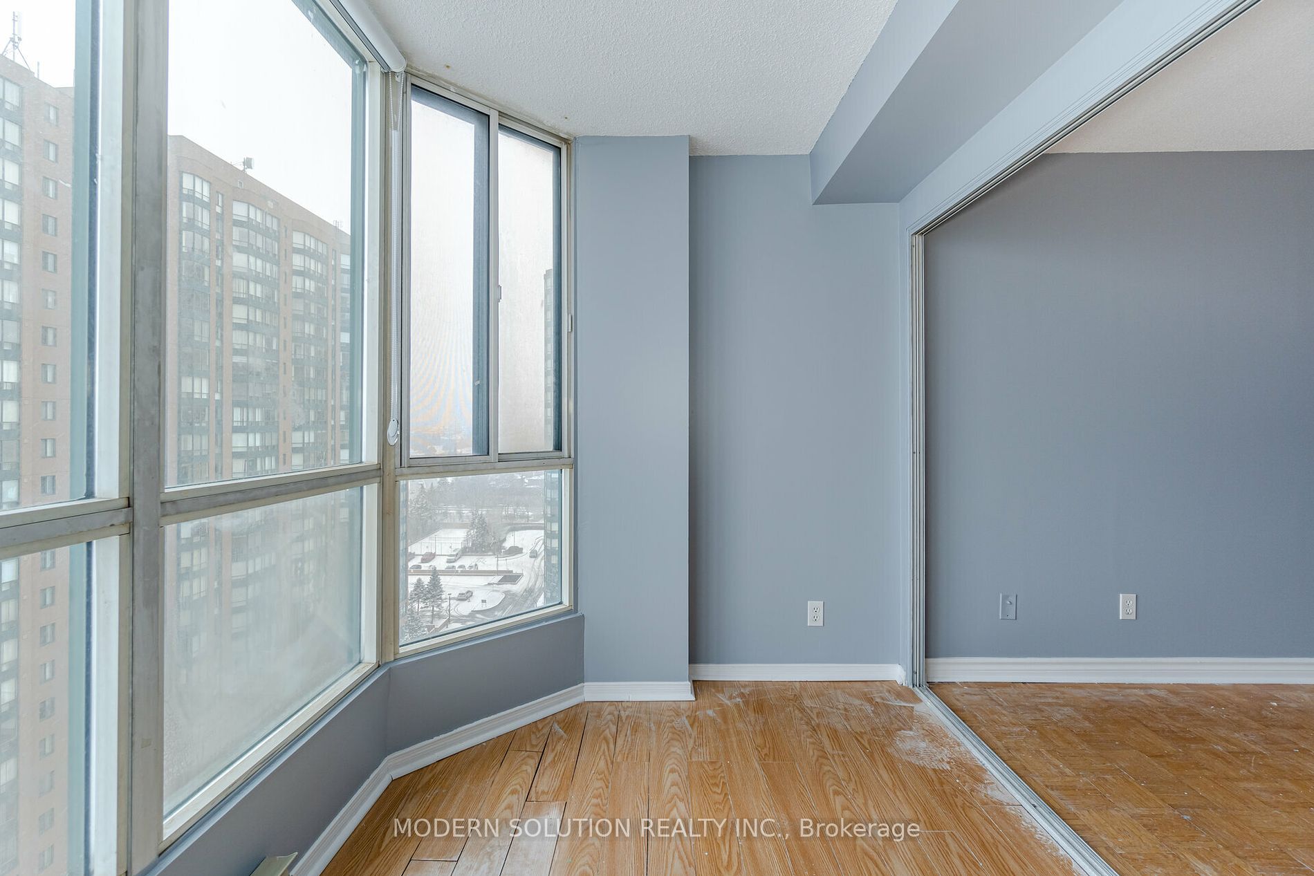 145 Hillcrest Ave, #1516