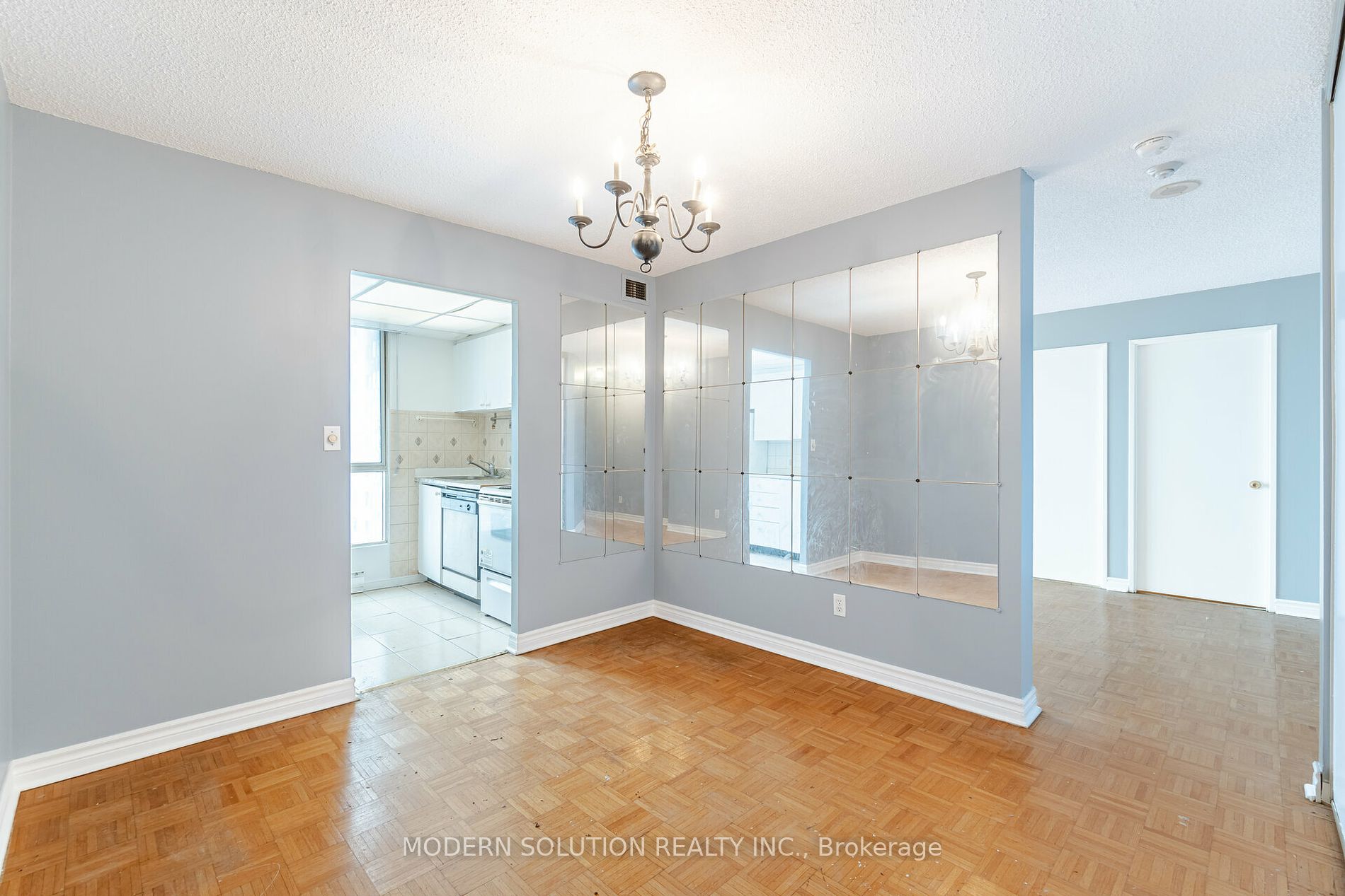 145 Hillcrest Ave, #1516