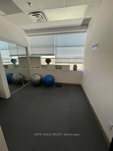 1550 South Gateway Rd, #213