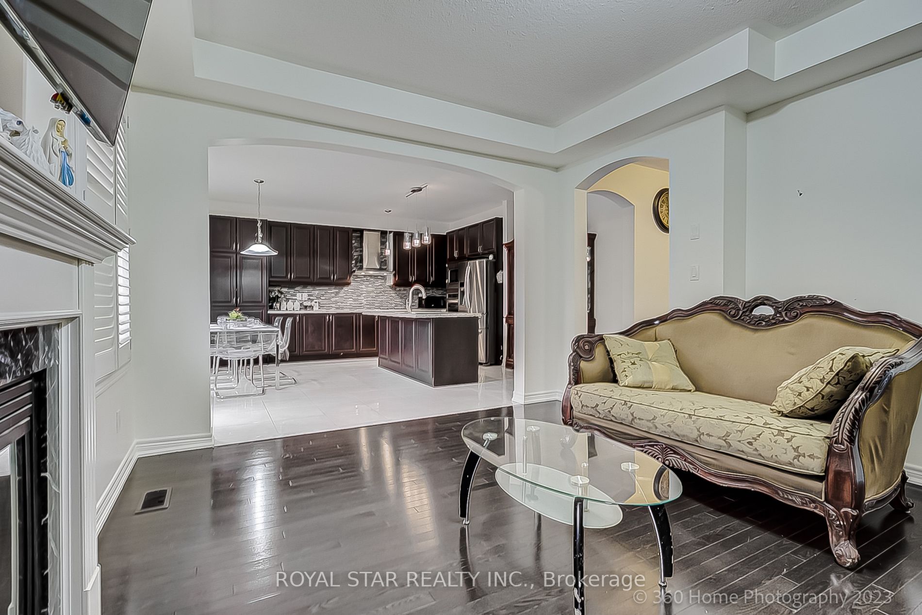 23 Sliprock Cres