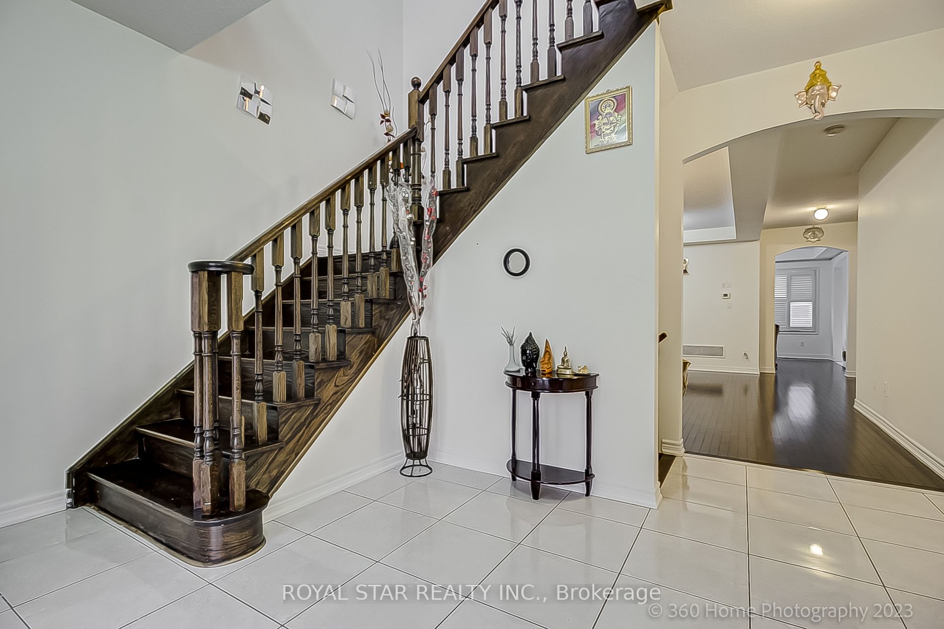 23 Sliprock Cres