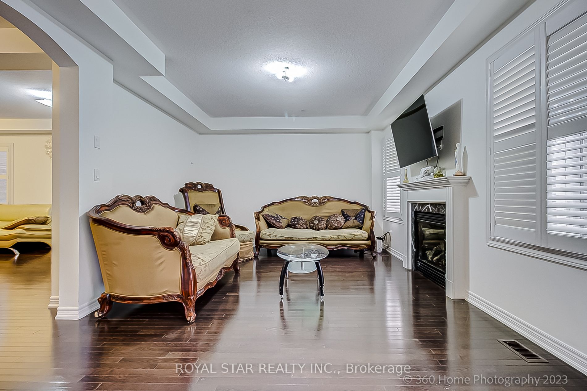 23 Sliprock Cres