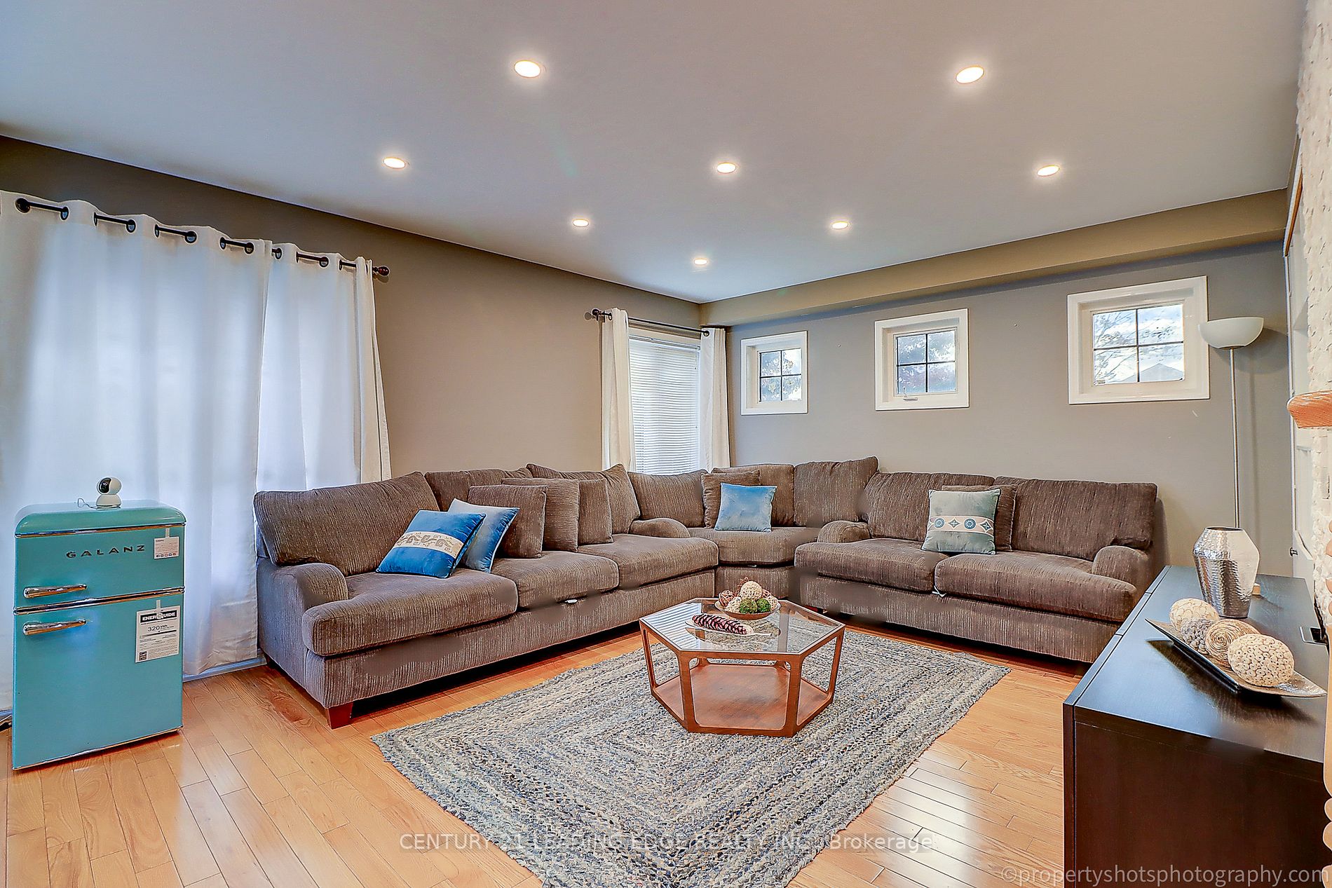 746 Yates Dr