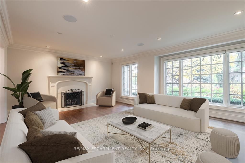 1315 Cleaver Dr