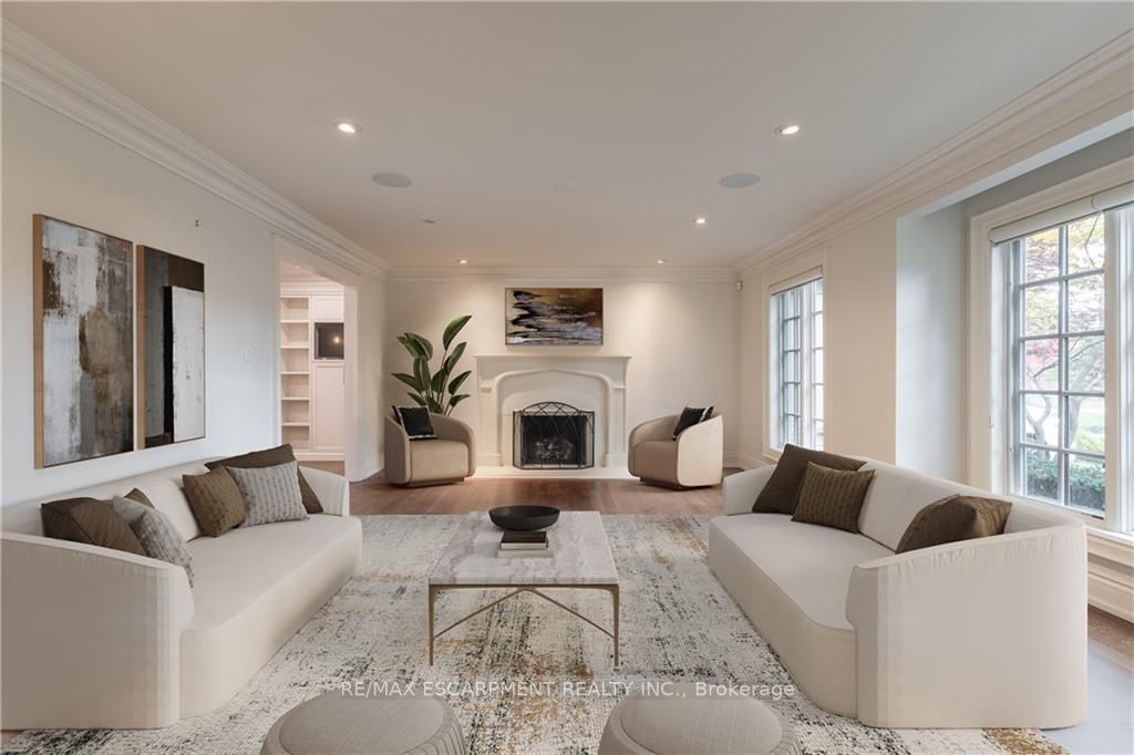 1315 Cleaver Dr