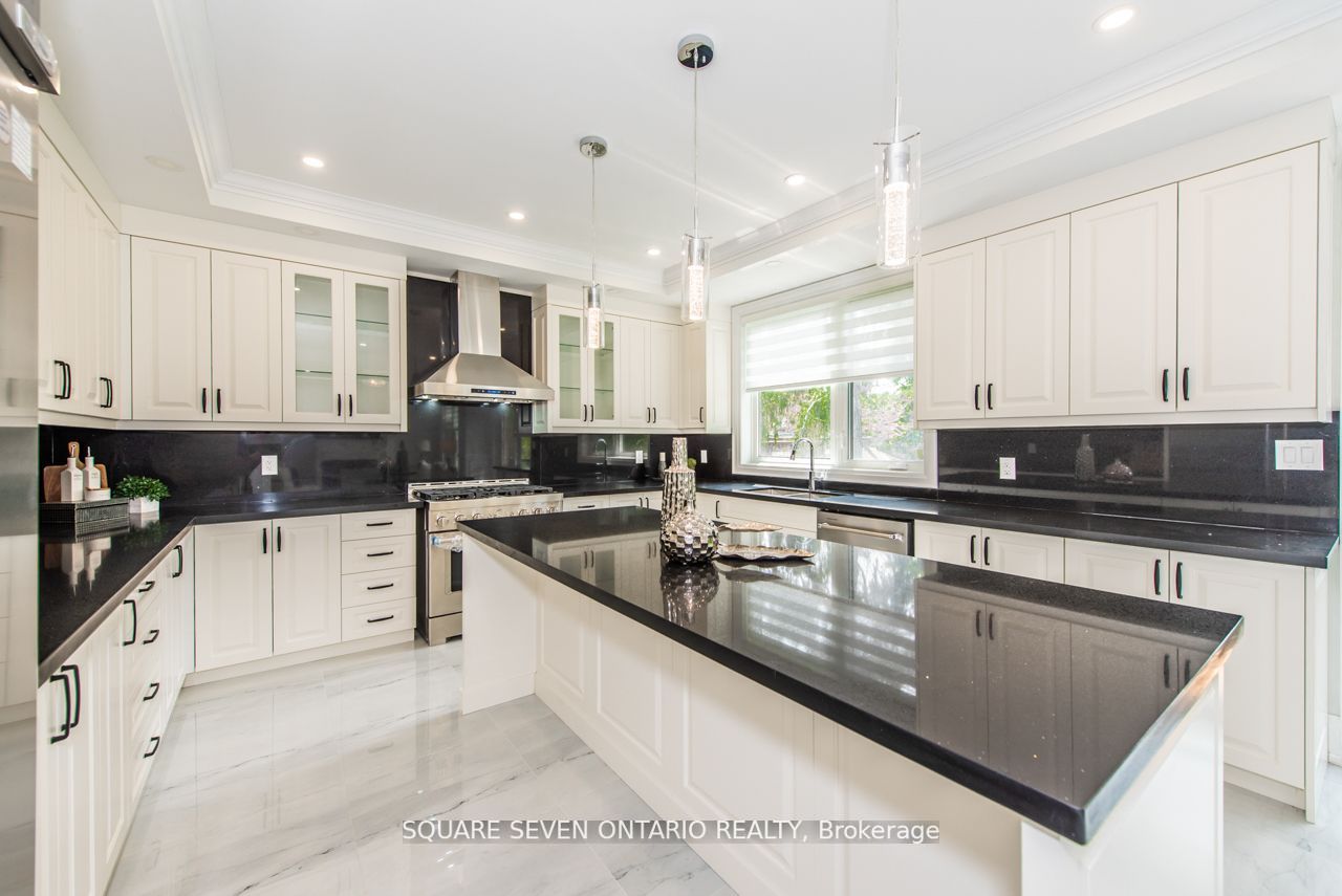 1204 Argreen Rd