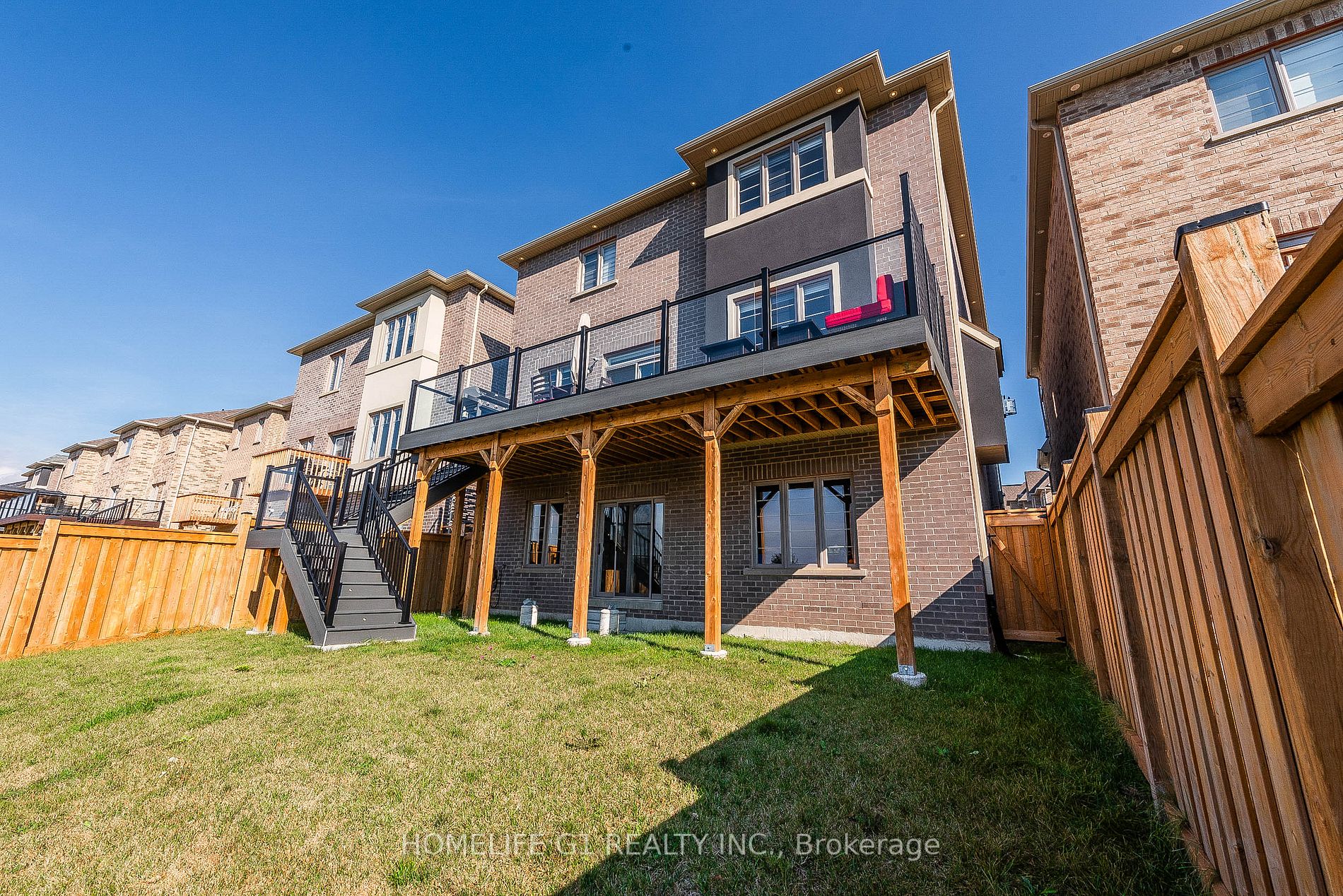 116 Brushwood Dr