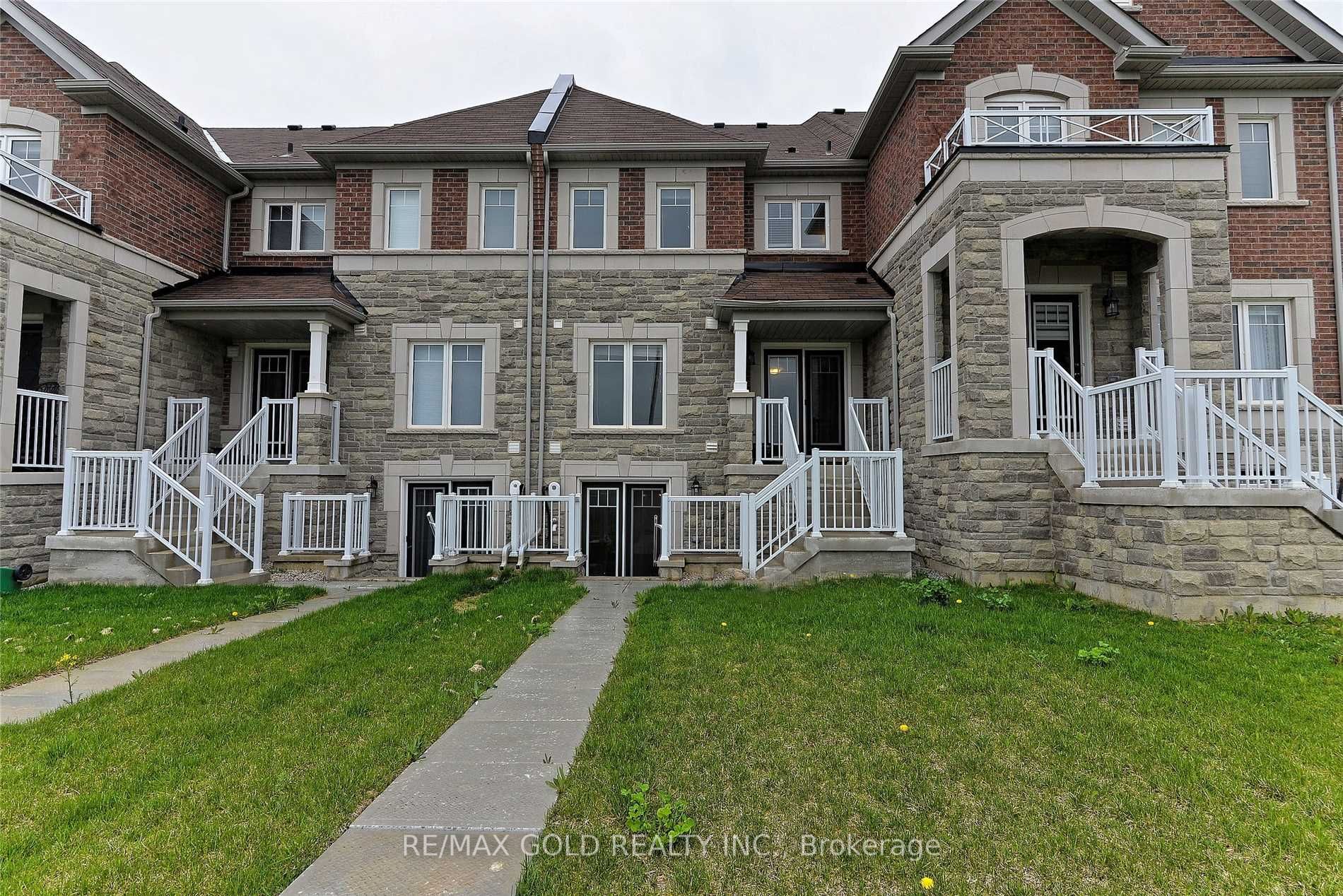 94 Golden Springs Dr