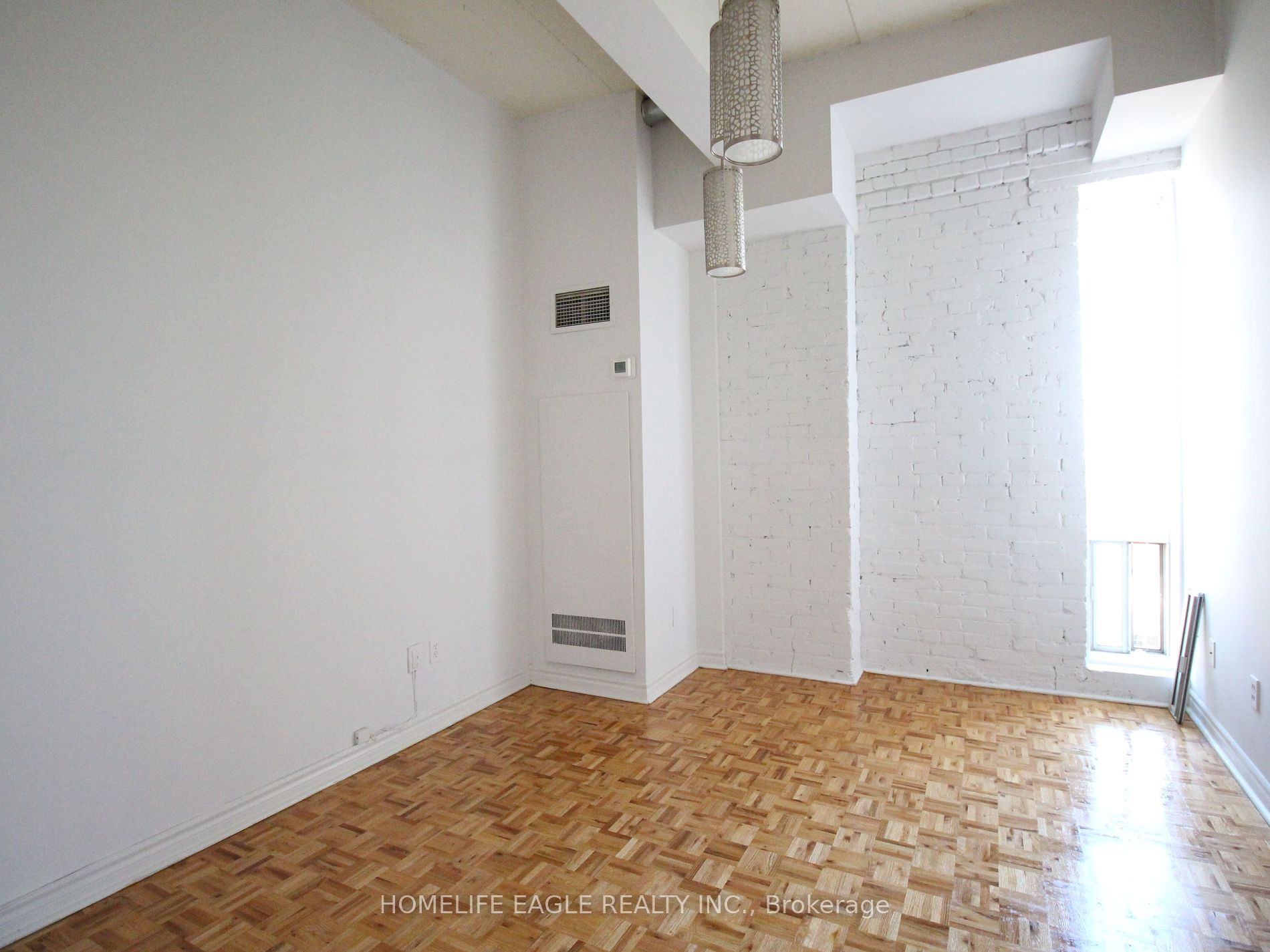 1401 Dupont St, #523