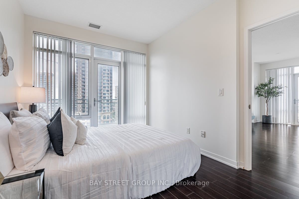 365 Prince Of Wales Dr, #1308