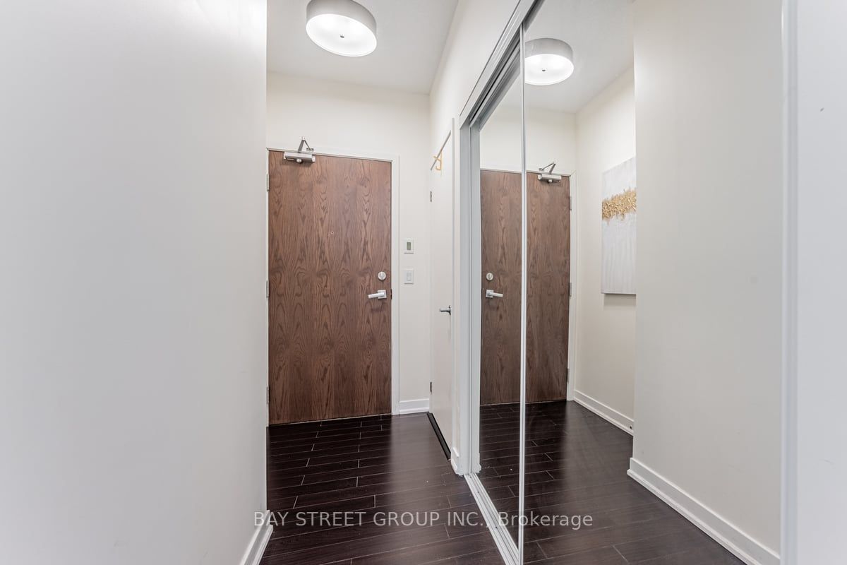 365 Prince Of Wales Dr, #1308
