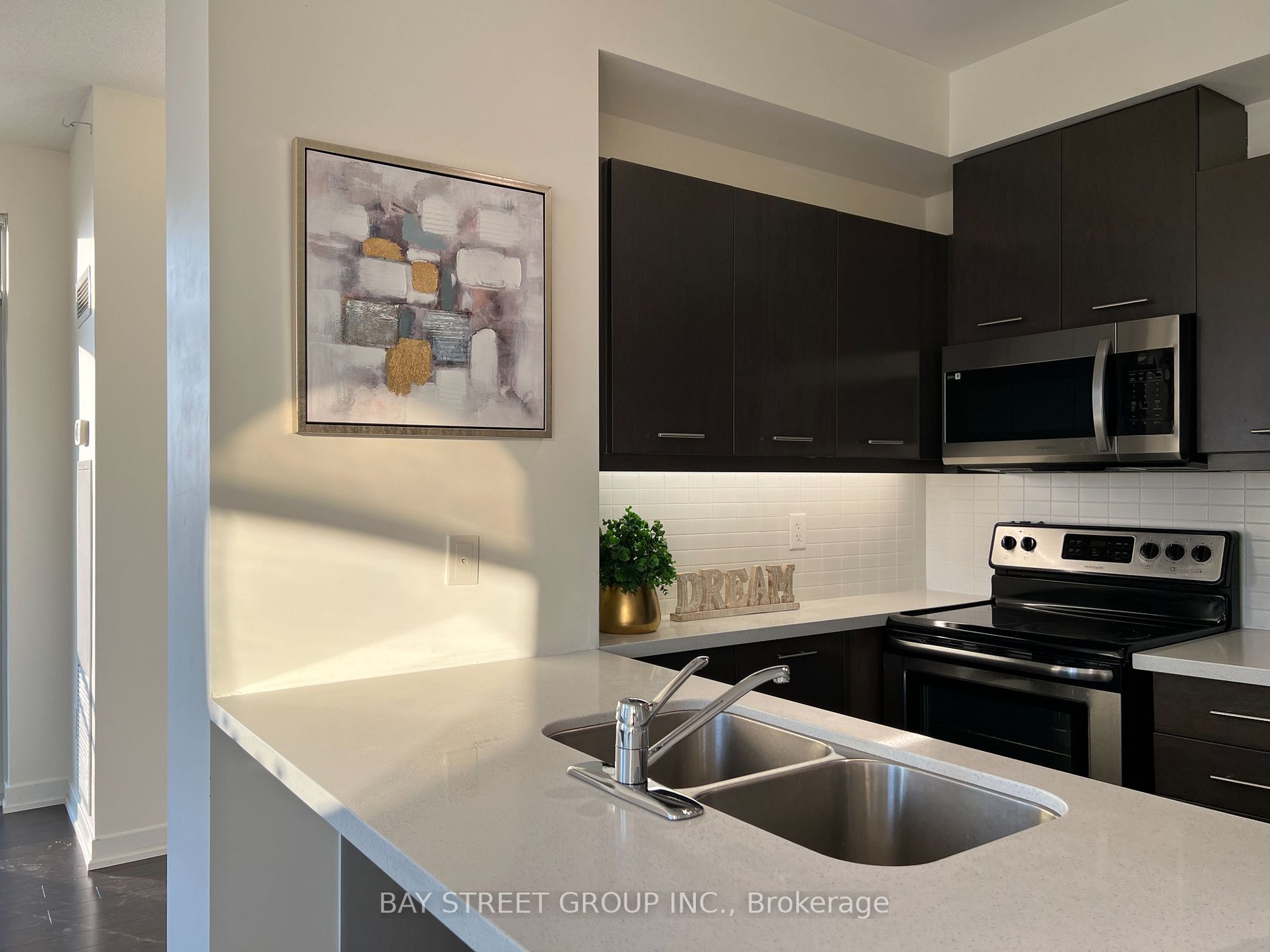 365 Prince Of Wales Dr, #1308
