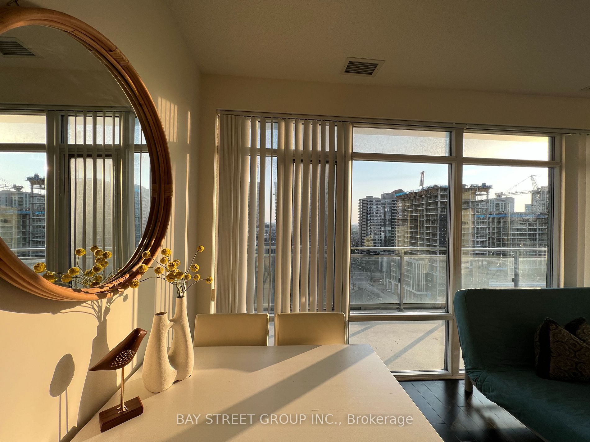 365 Prince Of Wales Dr, #1308