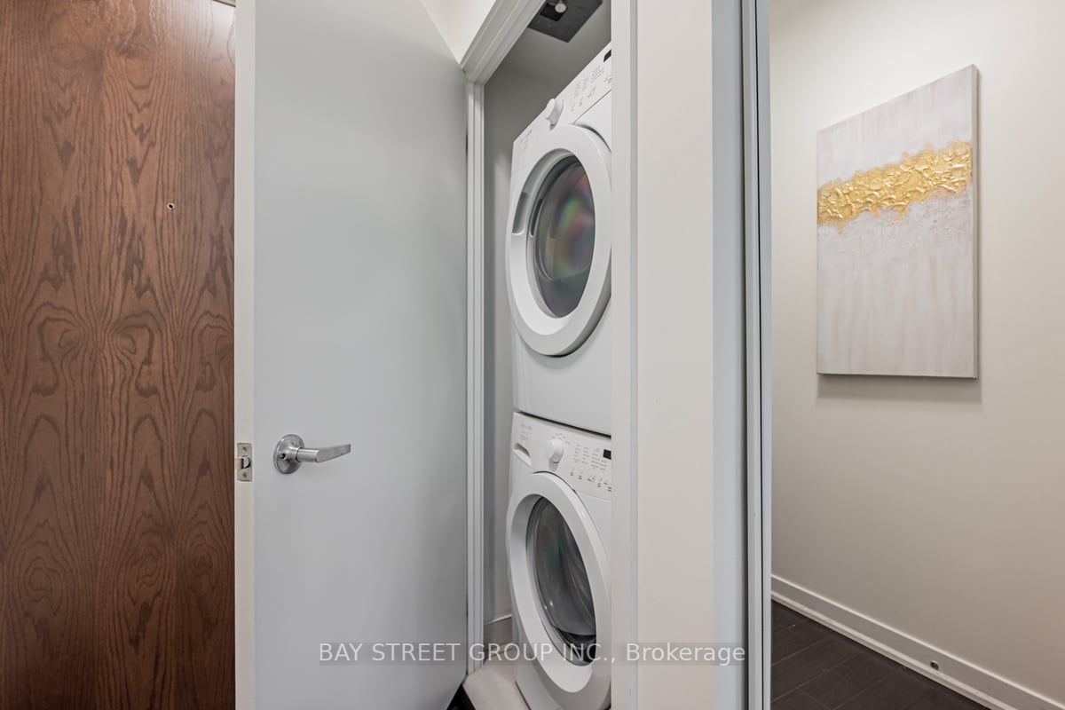 365 Prince Of Wales Dr, #1308