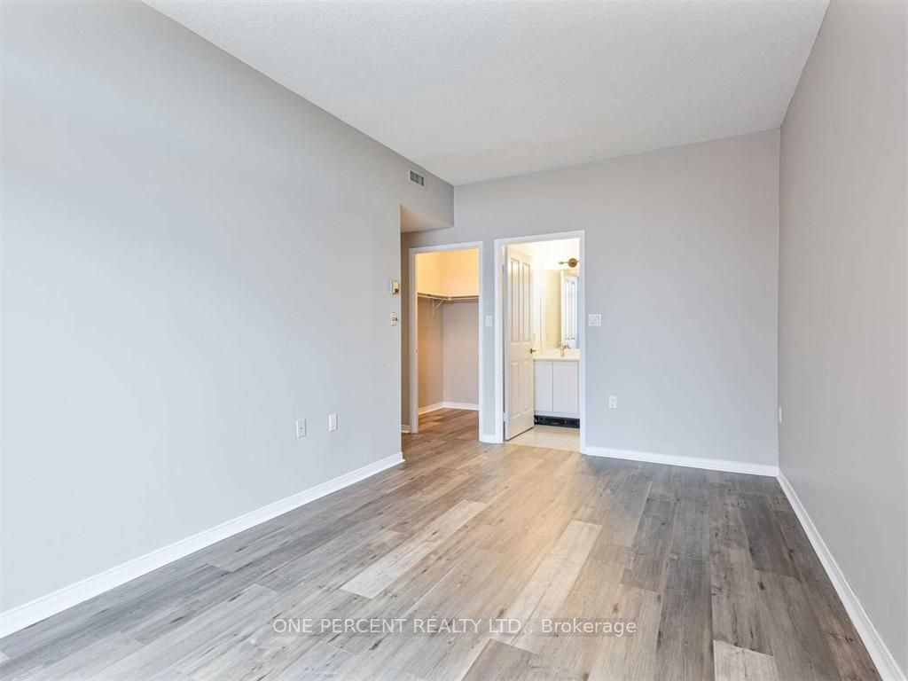 2199 Sixth Line, #419