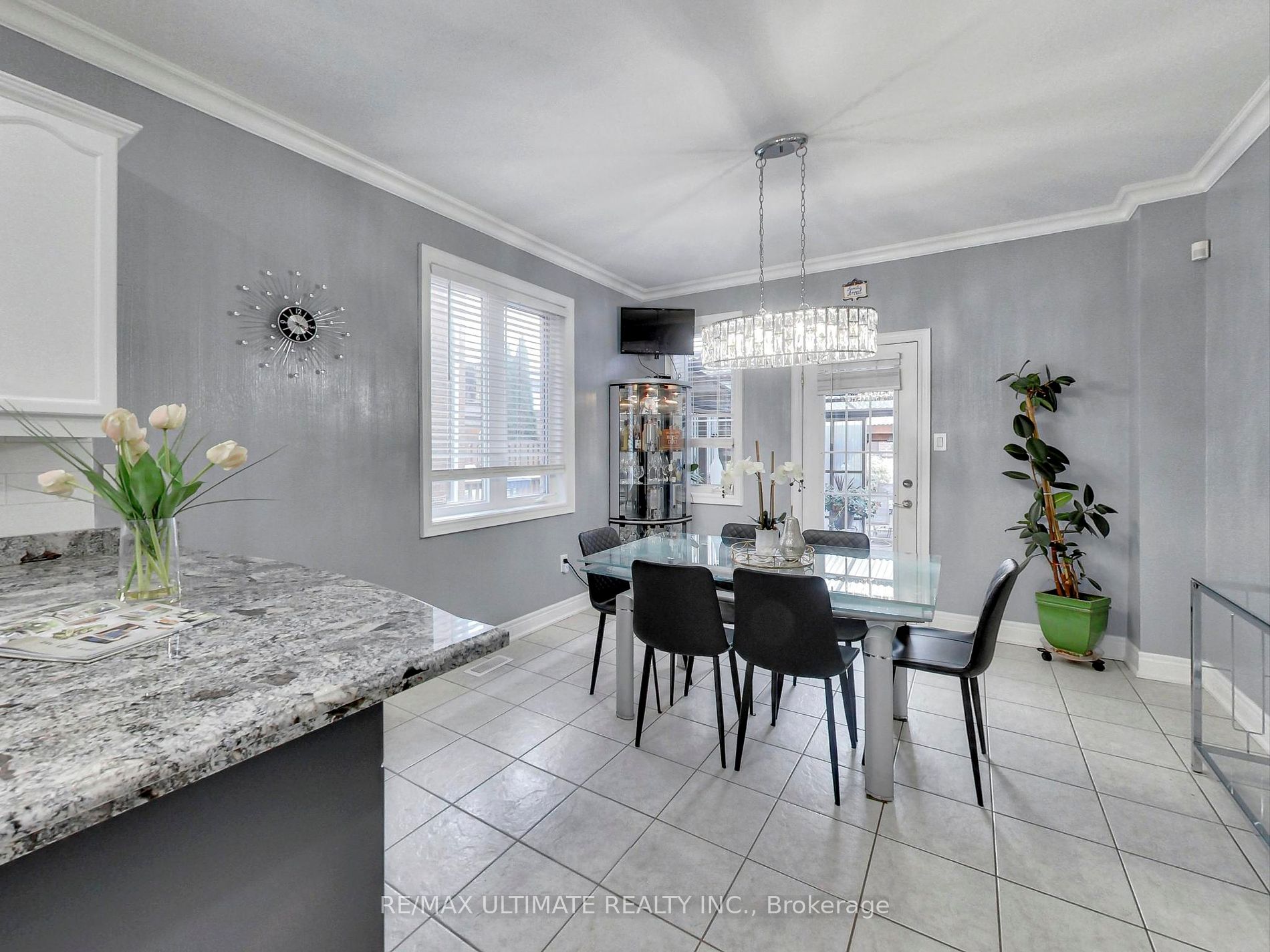 436 Gilbert Ave