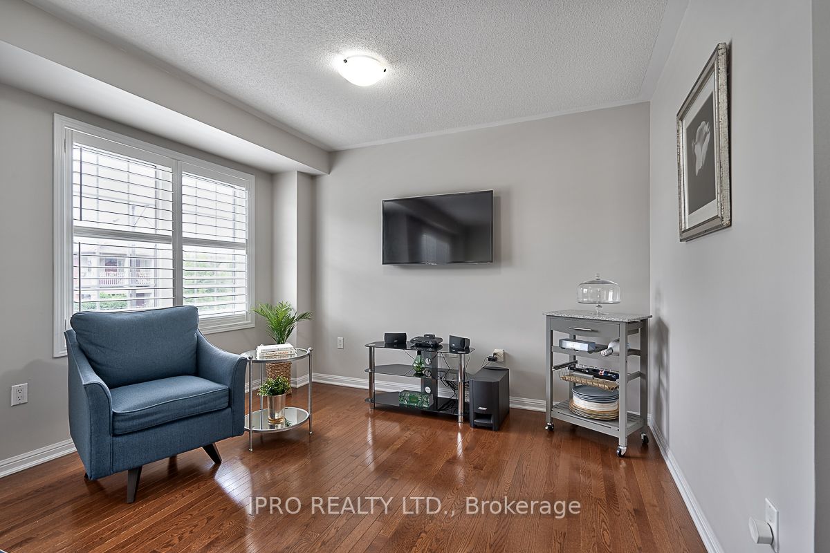 71 Bevington Rd