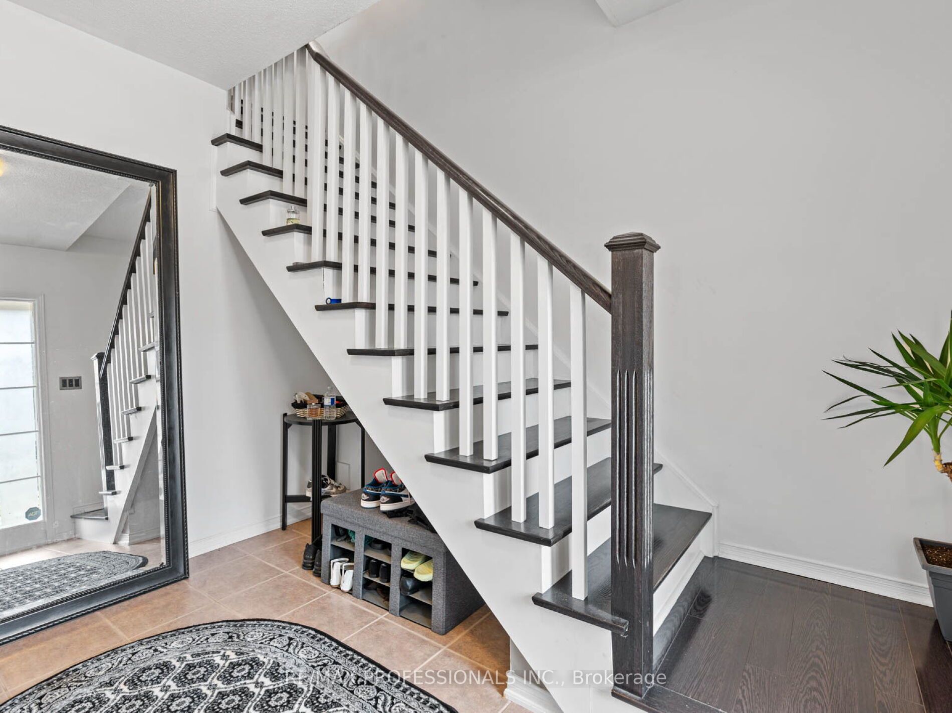 2340 Parkhaven Blvd, #6