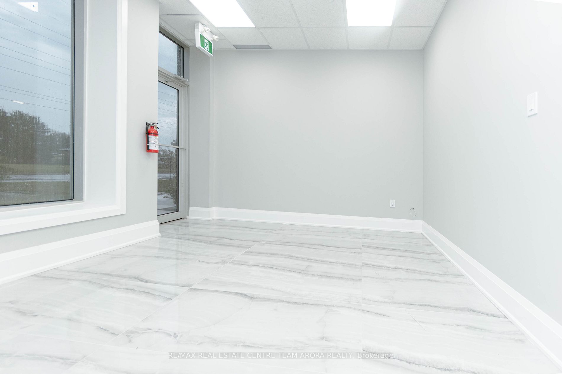 1235 Queensway E Gate, #13