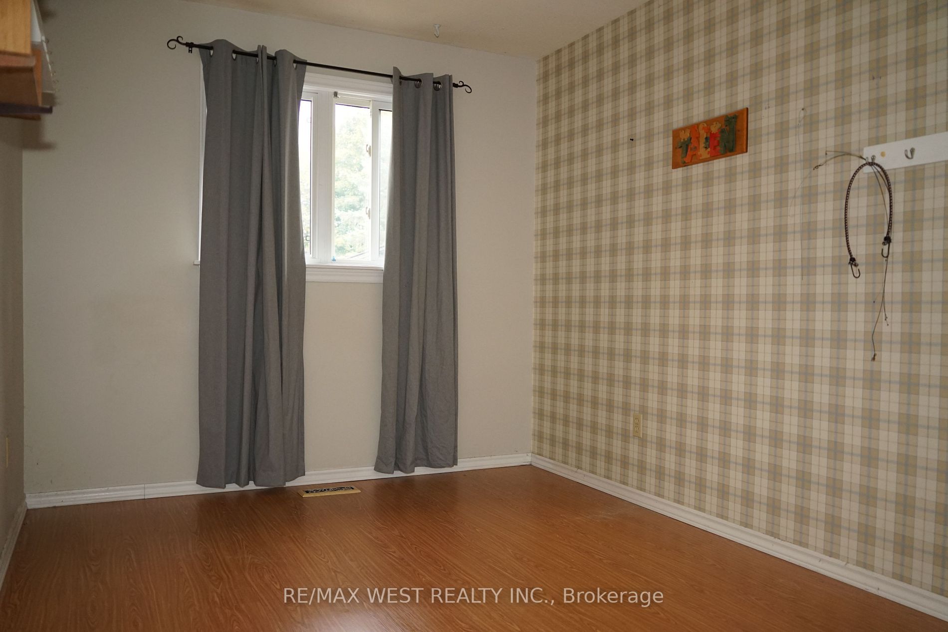 311 Marple Cres