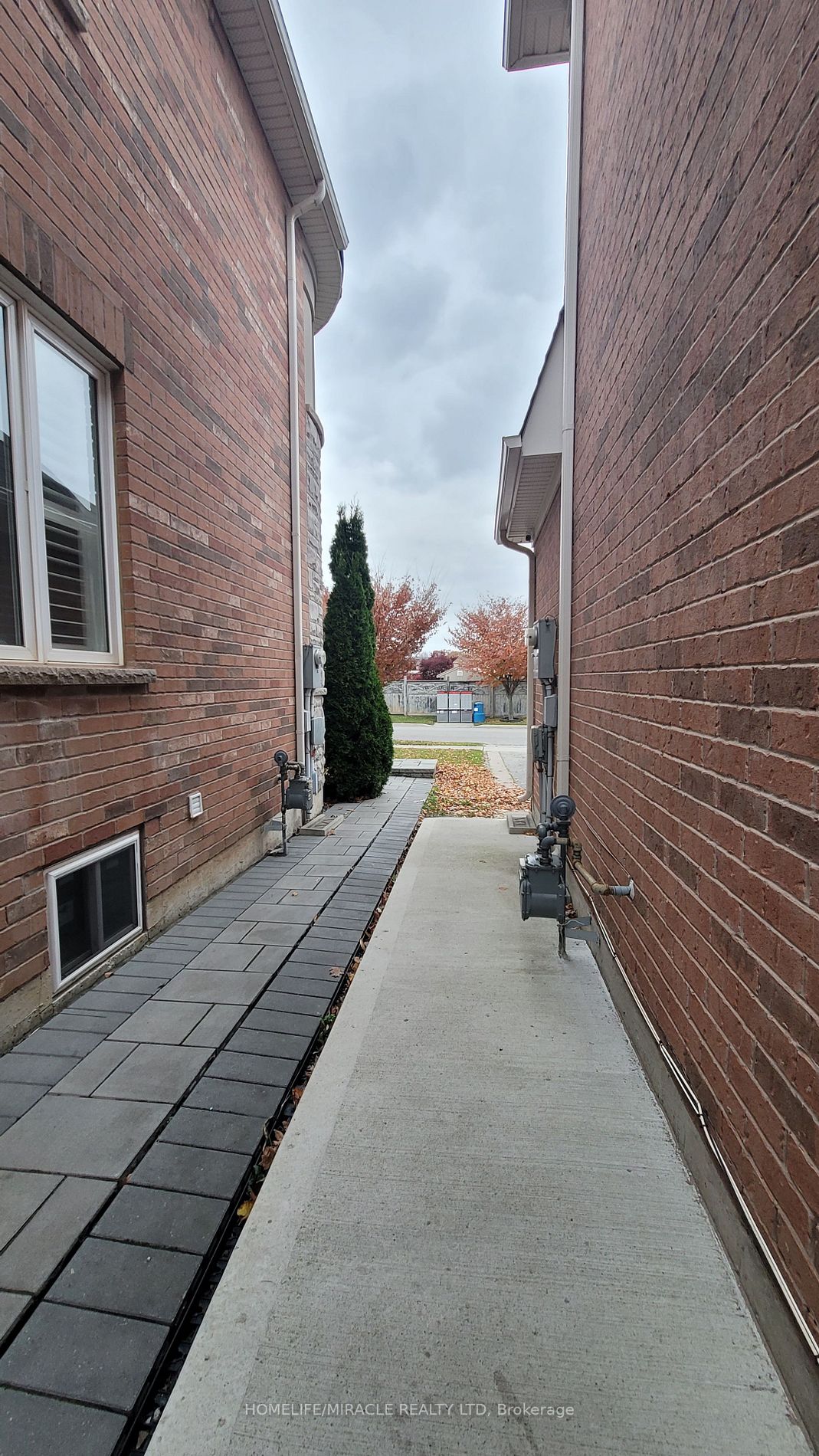 4 Pine Island Way