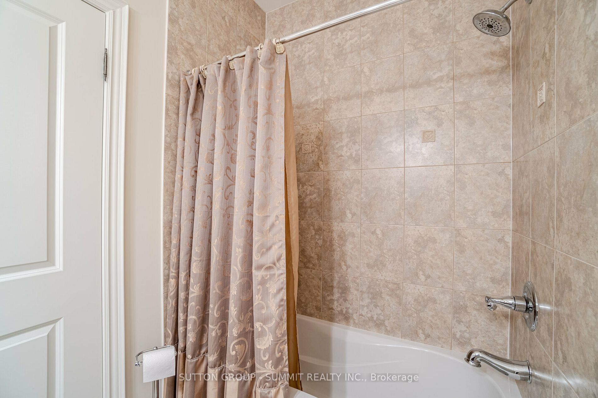 60 Ann St, #505