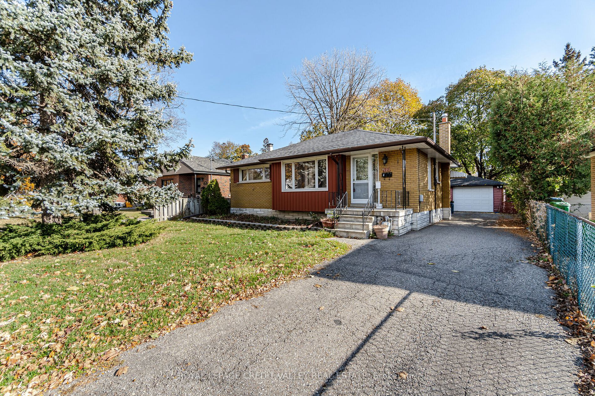 121 Denison Ave