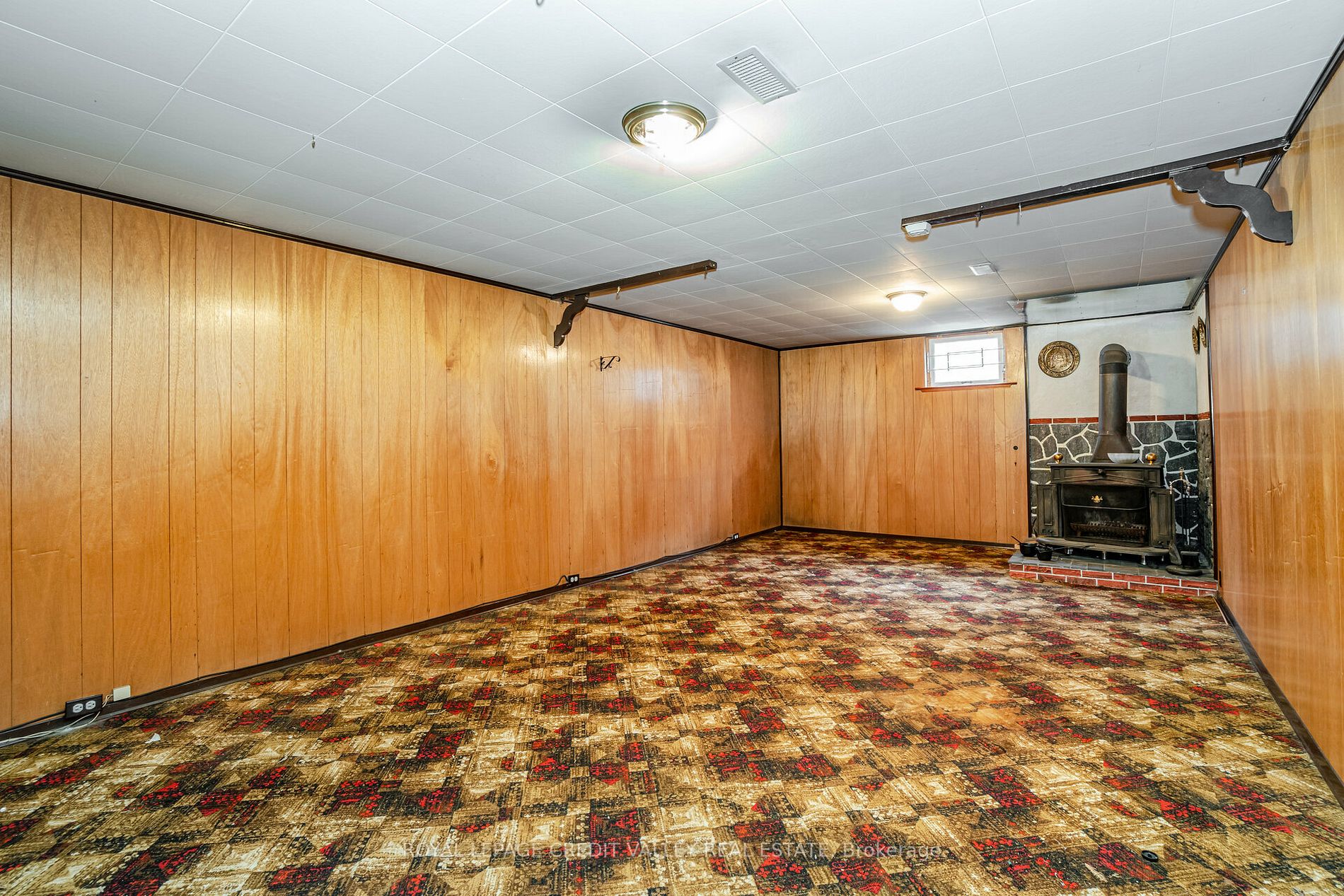 121 Denison Ave