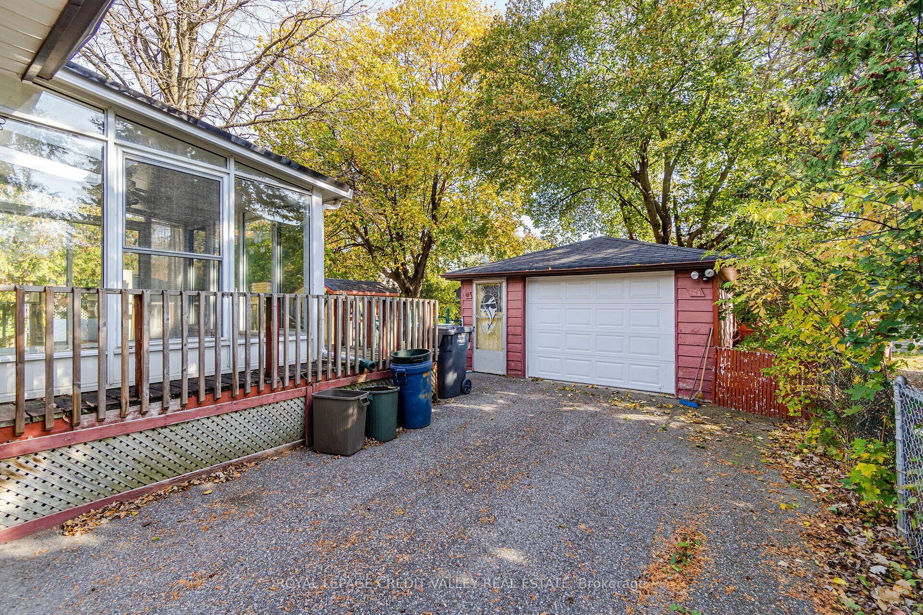 121 Denison Ave