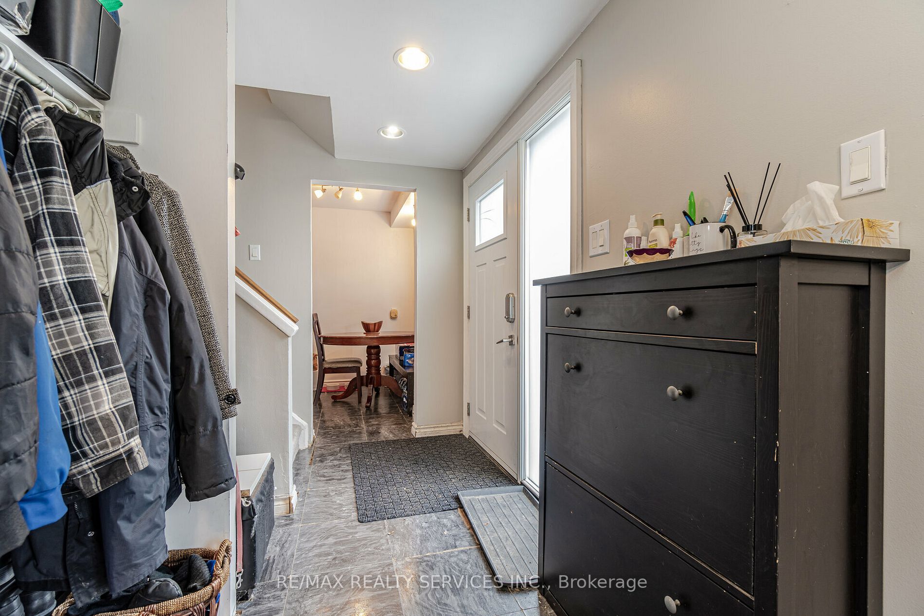 11 Habitat Sq
