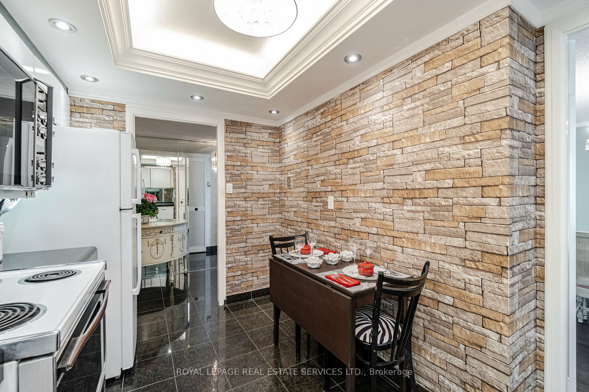 2045 Lake Shore Blvd W, #3207