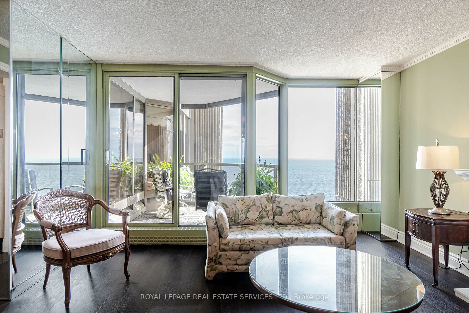 2045 Lake Shore Blvd W, #3207